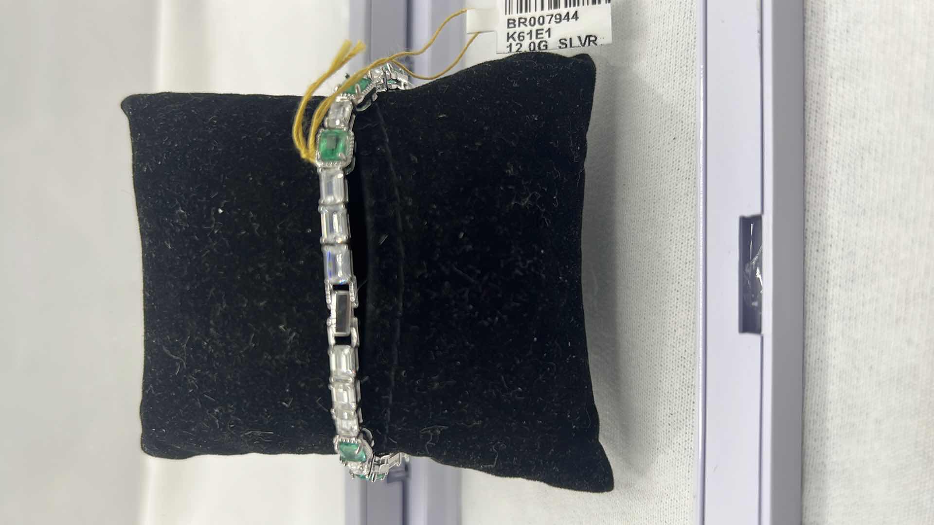 Photo 10 of 12.0 GRAMS 925 STERLING SILVER BRACELET W 6.09 CT ZIRCON & 5.10 CT EMERALD (GGA CERTIFICATE)   BR007944
