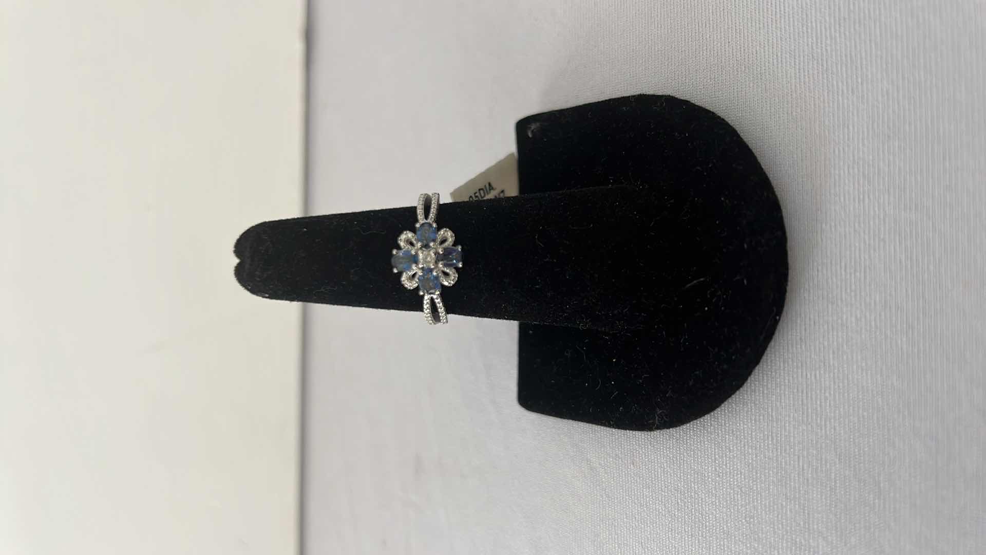 Photo 2 of 925 STERLING SILVER BLUE SAPPHIRE CORUNDUM & DIAMOND RING-GGA CERTIFIED-APPROX SIZE 6.5   RN034968