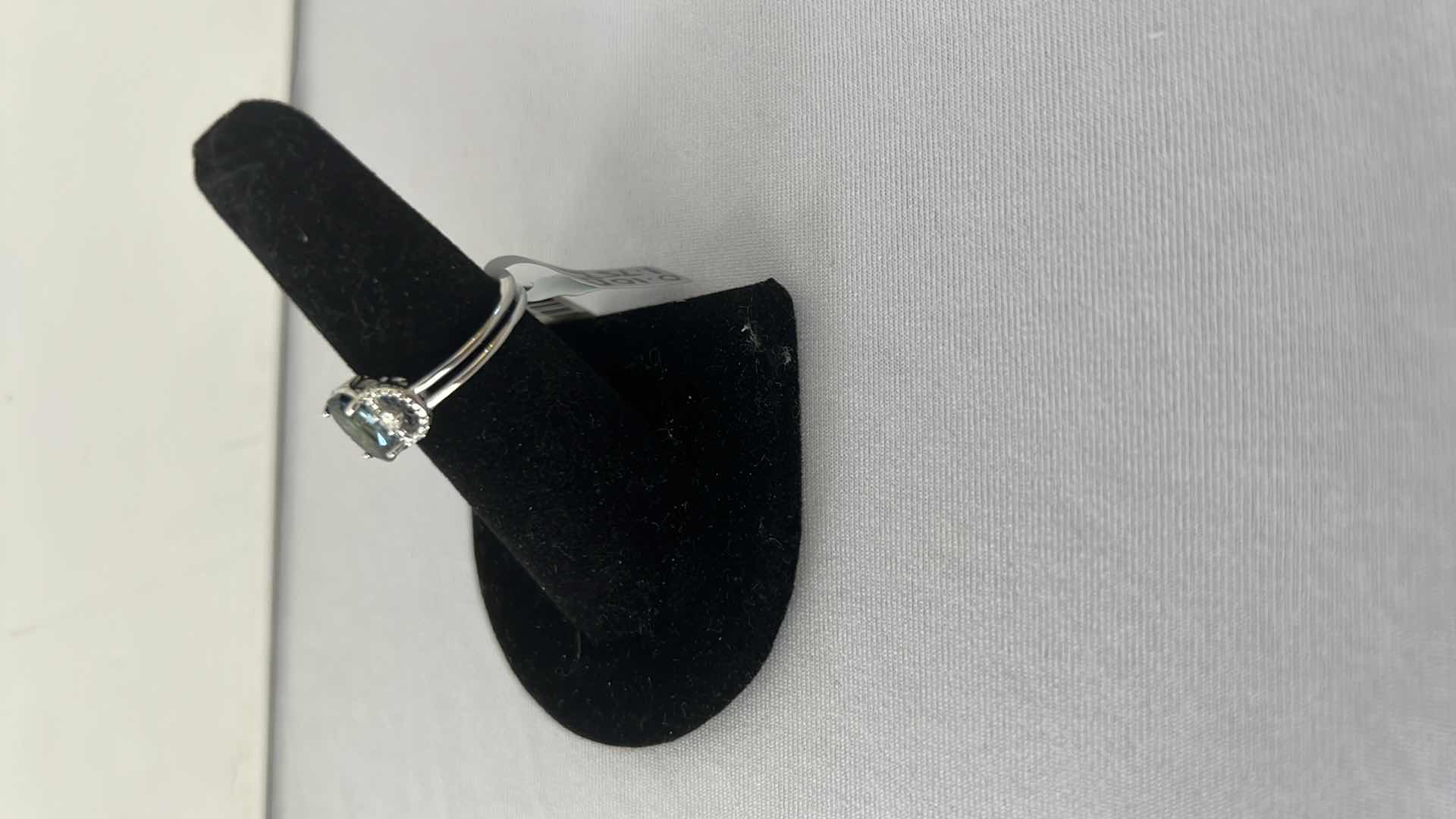 Photo 1 of 925 STERLING SILVER TANZANITE ZOISIT & DIAMOND RING-GGA CERTIFIED-APPROX. SIZE 6.5     RN034972