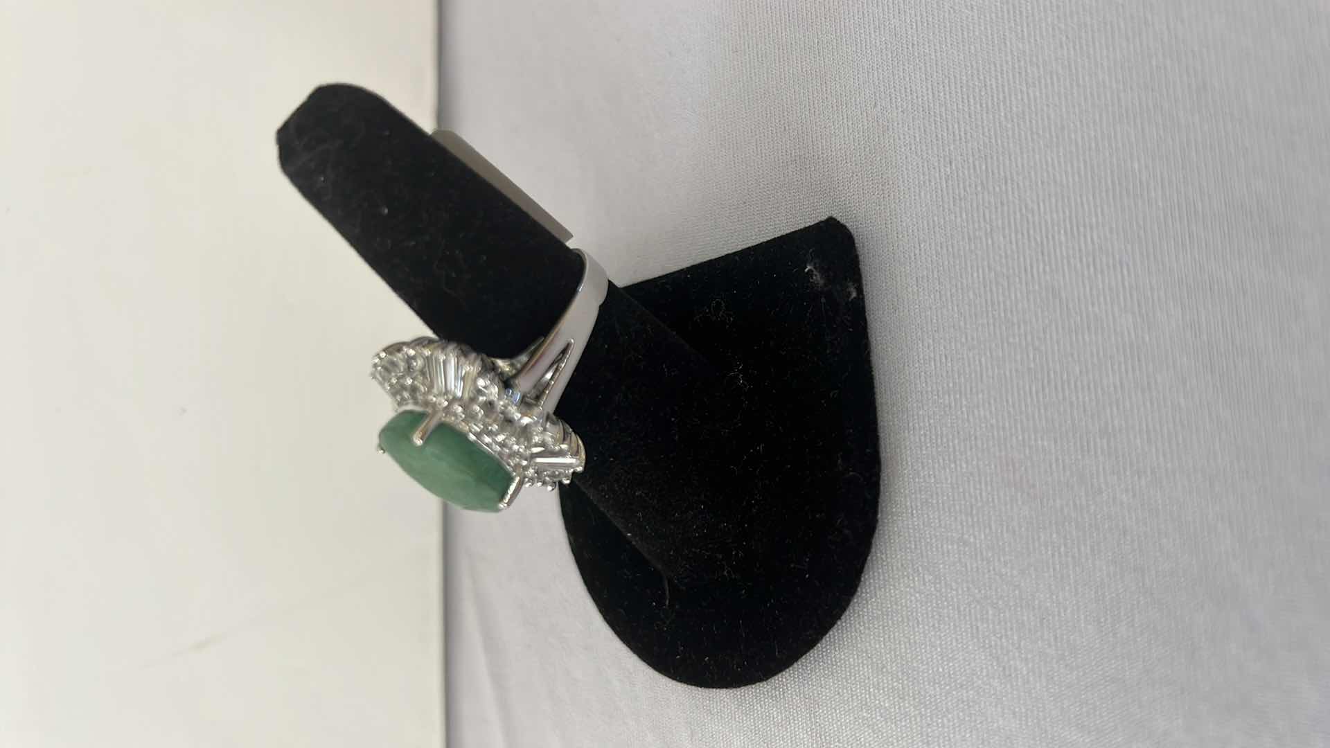 Photo 1 of 925 STERLING SILVER DYED GREEN BERYL EMERALD & SAPPHIRE CORUNDUM RING-GGA CERTIFIED-APPROX. SIZE 6.5    E000089