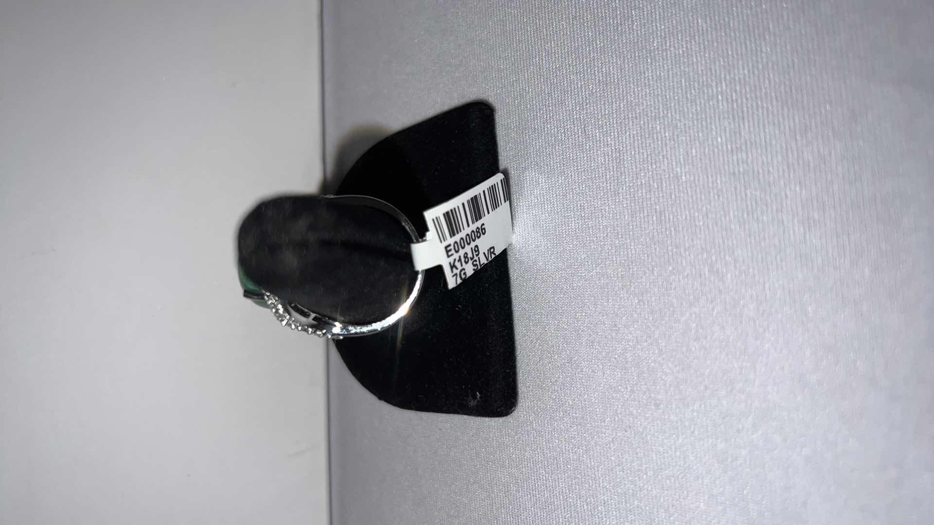 Photo 1 of 925 STERLING SILVER DYED GREEN BERYL EMERALD & SAPPHIRE CORUNDUM RING-GGA CERTIFIED-APPROX. SIZE 6.5    E000086 