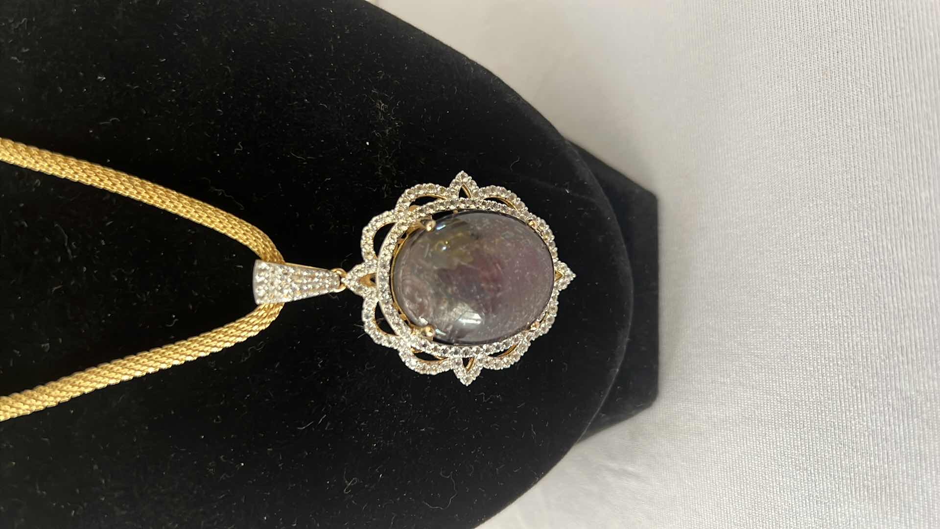 Photo 2 of 925 STERLING SILVER/YELLOW GOLD OVERLAY STAR RUBY & SAPPHIRE CORUNDUM OVAL NECKLACE-GGA CERTIFIED   NK015379