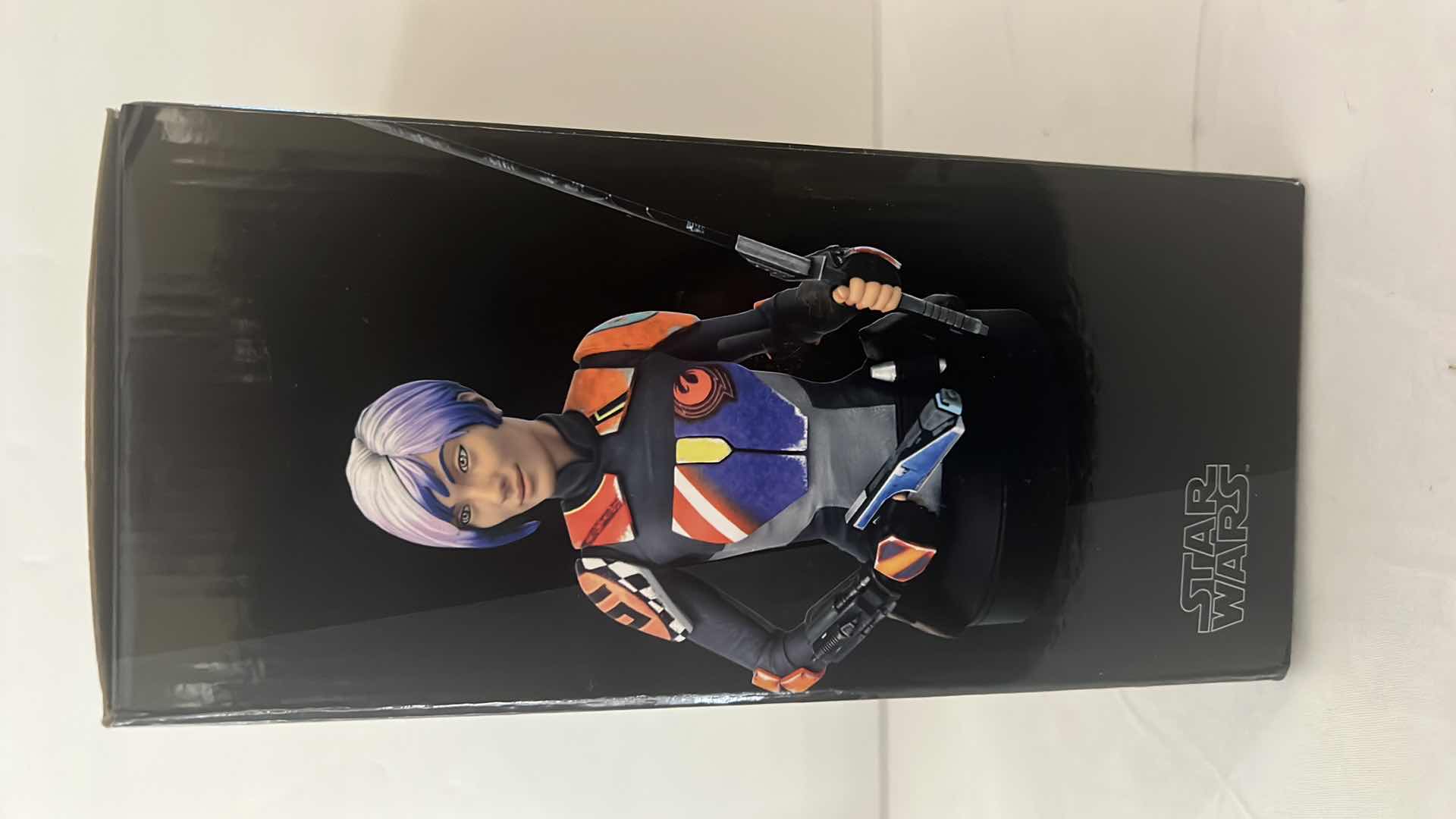 Photo 1 of BRAND NEW GENTLE GIANT STAR WARS “SABINE WREN” 1:6 SCALE MINI-BUST