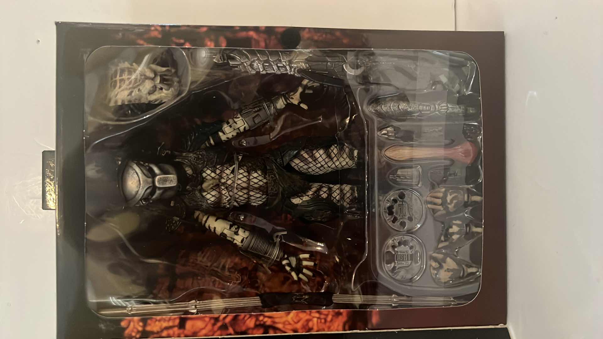 Photo 1 of BRAND NEW NECA PREDATOR 2 “ULTIMATE SCOUT PREDATOR” ACTION FIGURE  $35