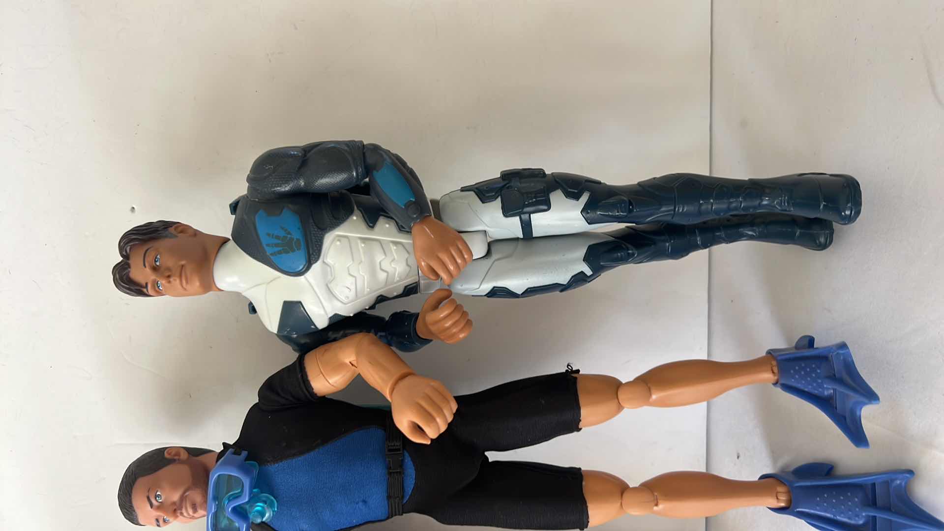 Photo 2 of 3-12” BENDABLE MARINES ACTION FIGURES