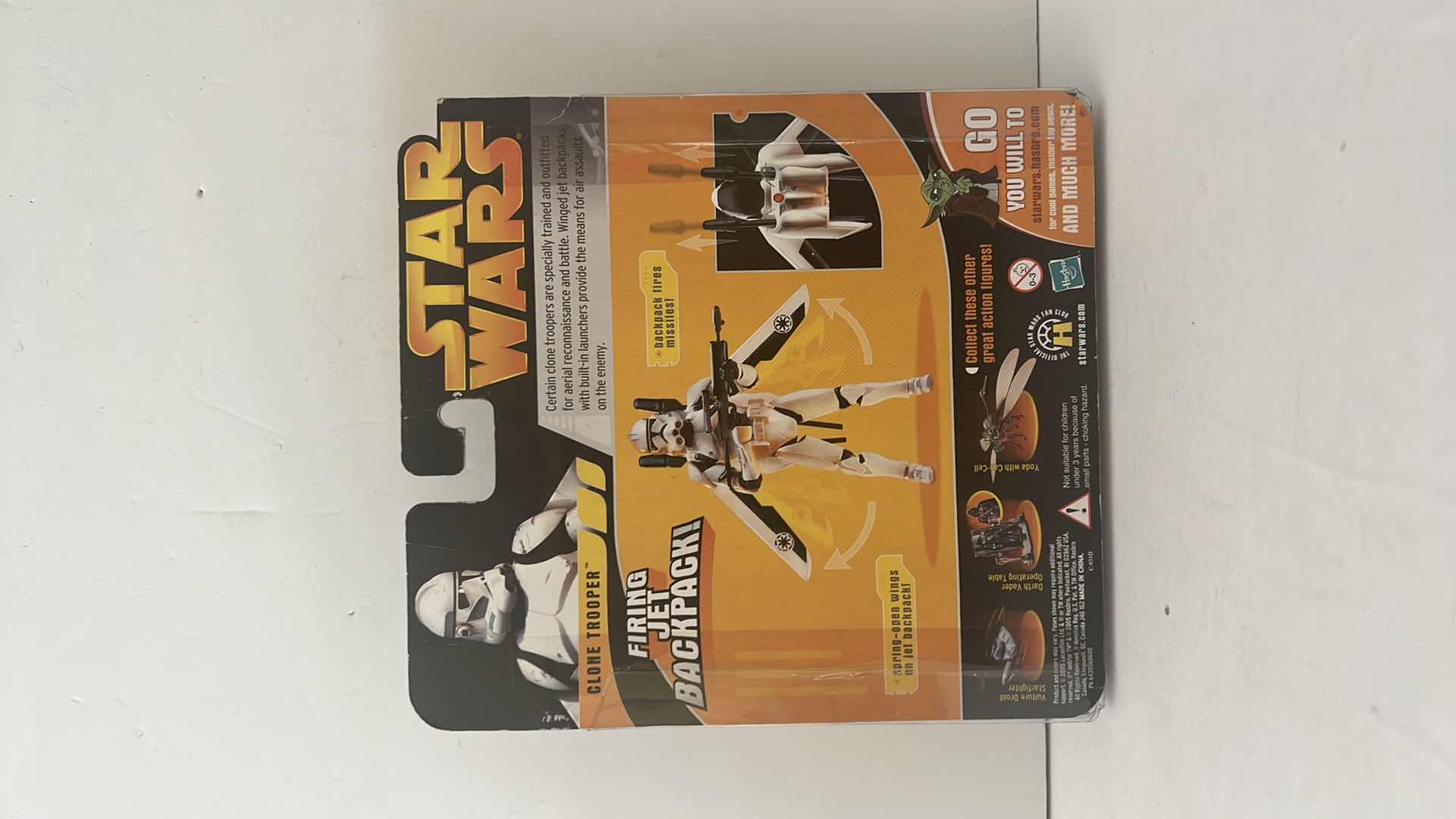 Photo 1 of BRAND NEW STAR WARS REVENGE OF THE SITH ACTION FIGURES $25
