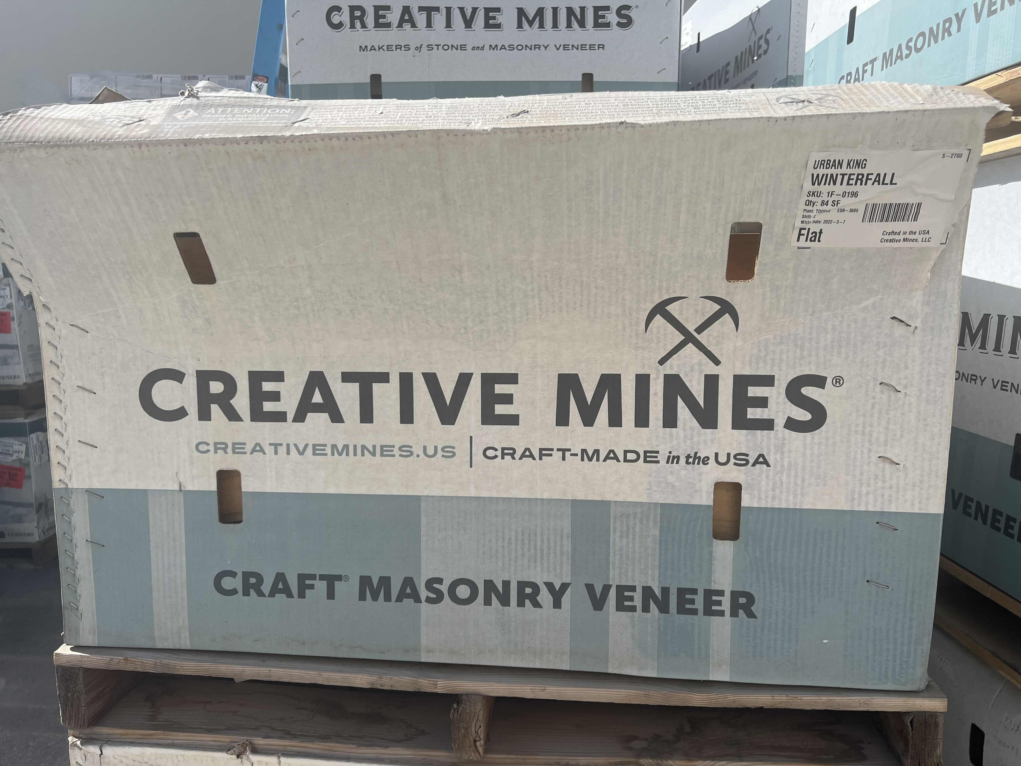 Photo 1 of 1-BOX CREATIVE MINES URBAN KING “WINTERFALL” FLAT MASONRY VENEER STONE (84 SQ FT)