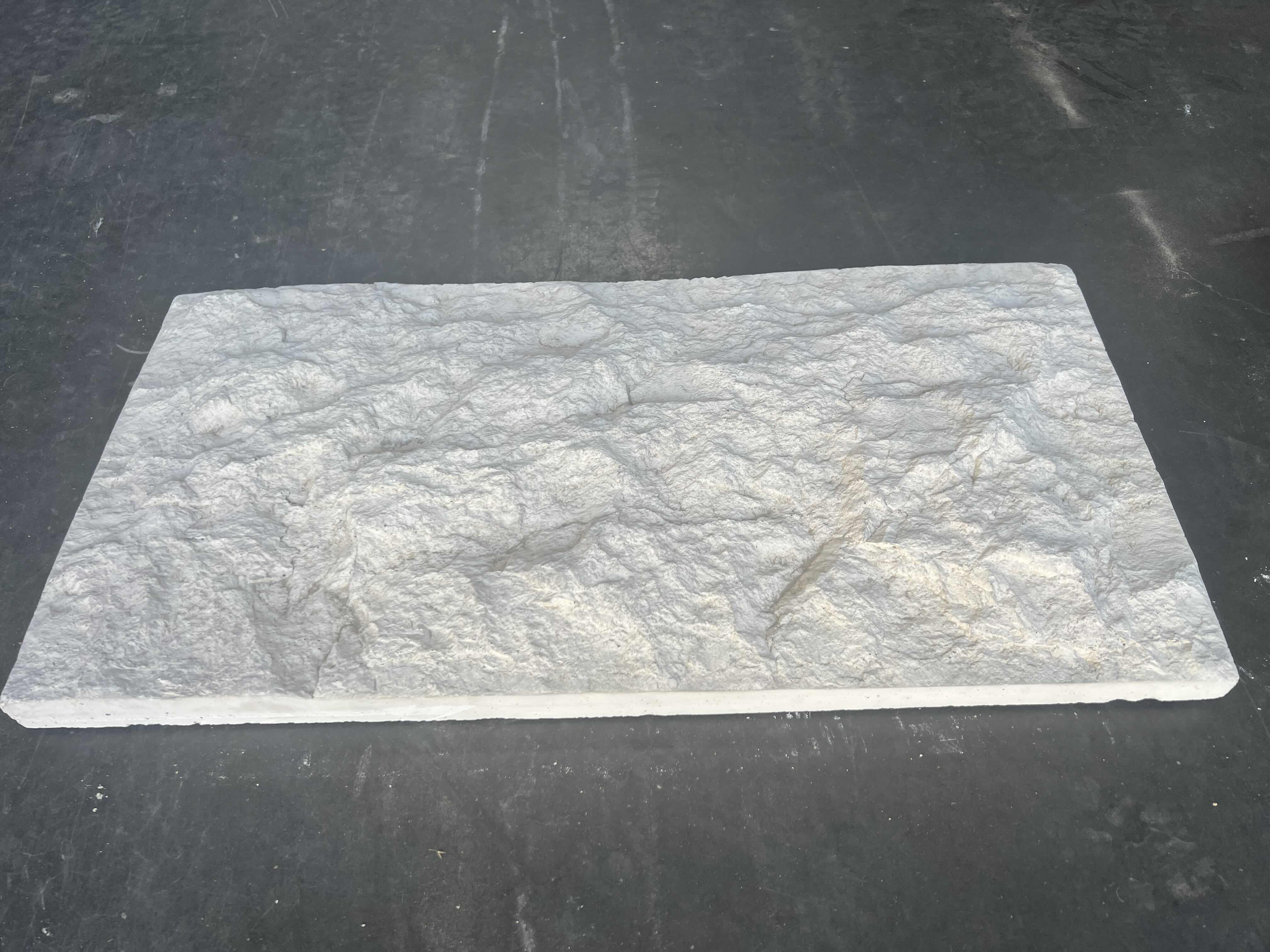 Photo 1 of 1-BOX CREATIVE MINES URBAN KING “WINTERFALL” FLAT MASONRY VENEER STONE (84 SQ FT)