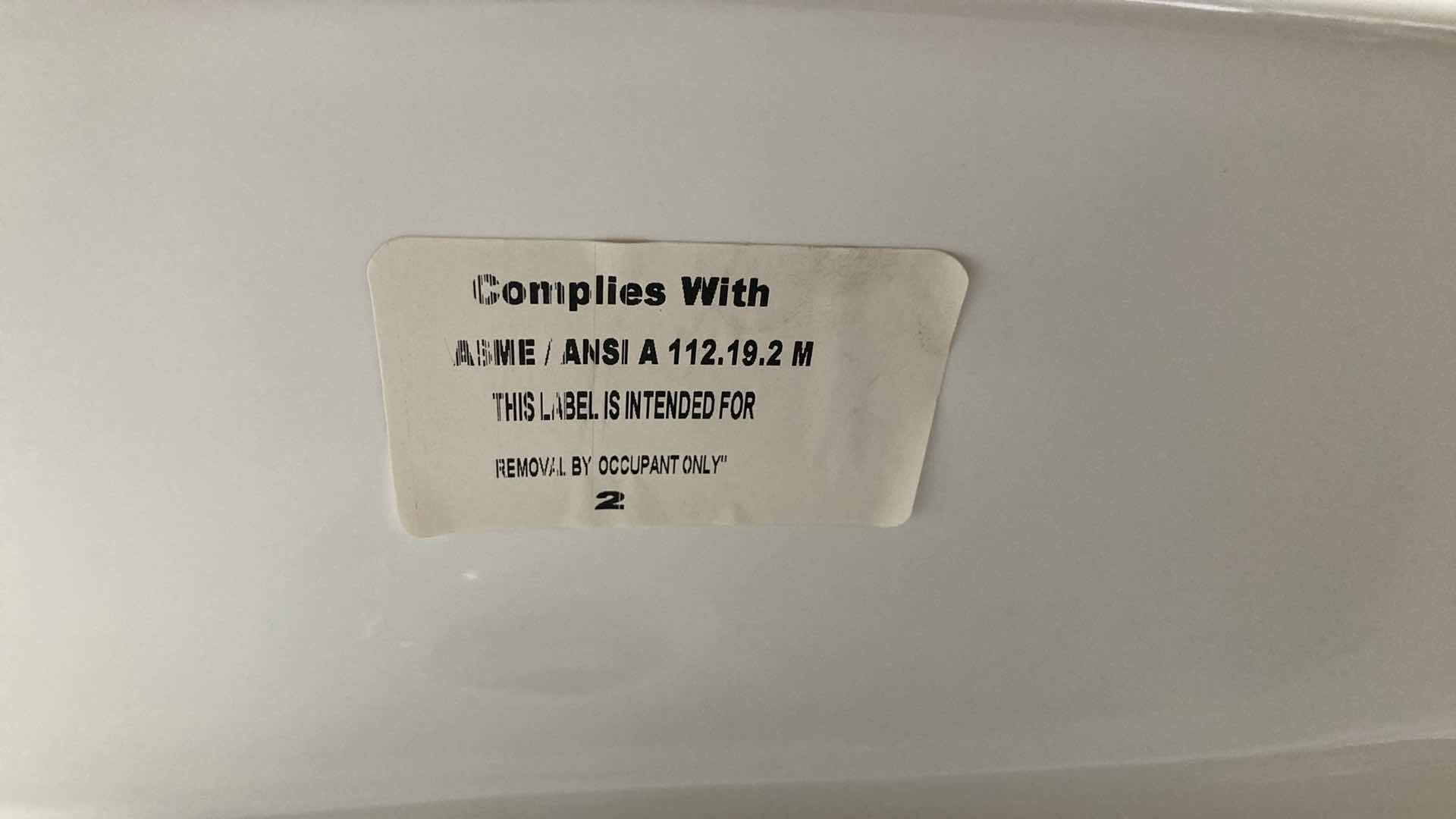 Photo 1 of NEW PROFLO OVAL CHINA LAVATORY WHITE SINK 20in X 17in