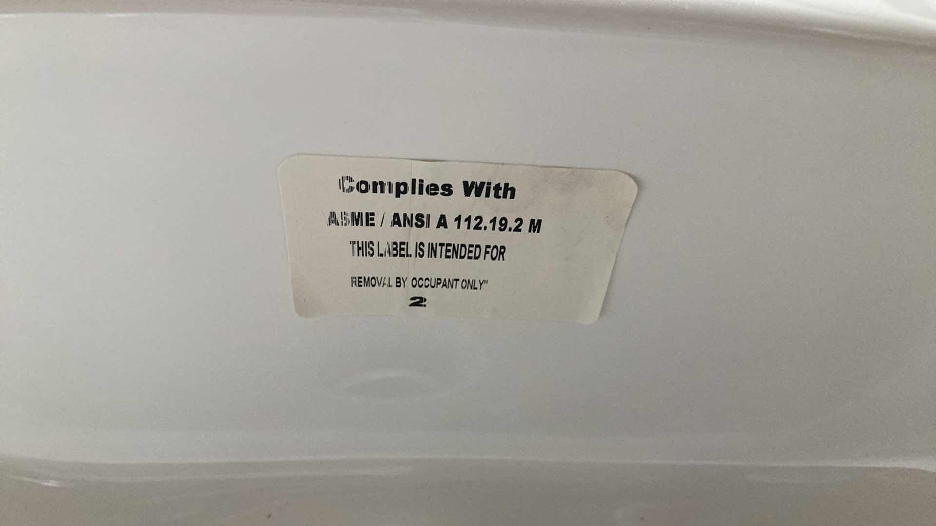 Photo 1 of NEW PROFLO OVAL CHINA LAVATORY WHITE SINK 20in X 17in