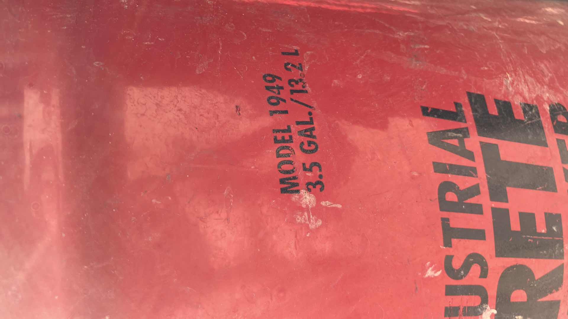 Photo 5 of INDUSTRIAL CONCRETE SPRAY CANISTERS (5)