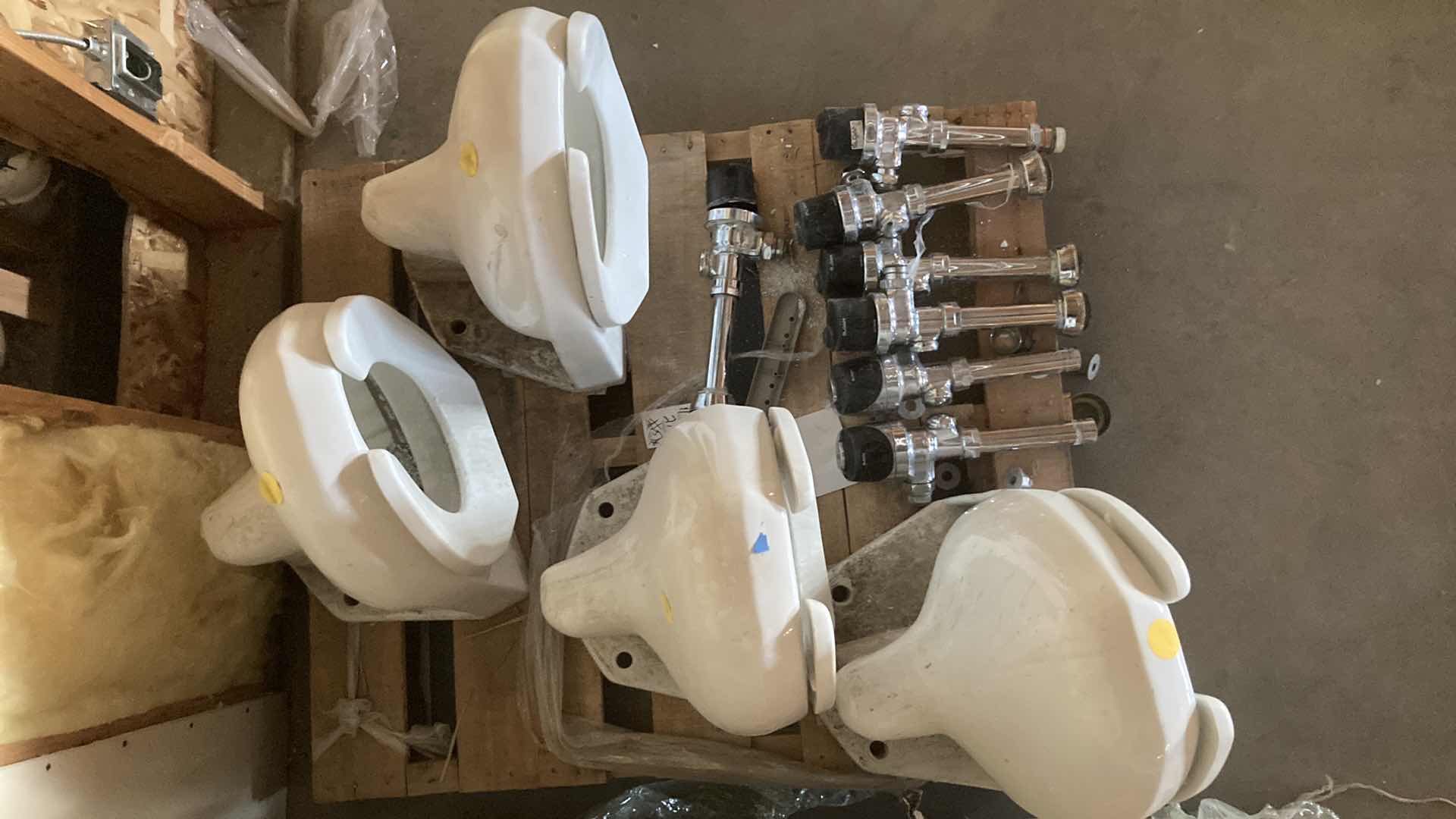 Photo 1 of SLOAN COMMERCIAL WALL MOUNTED TOILETS W SENSOR FLUSHERS (4)