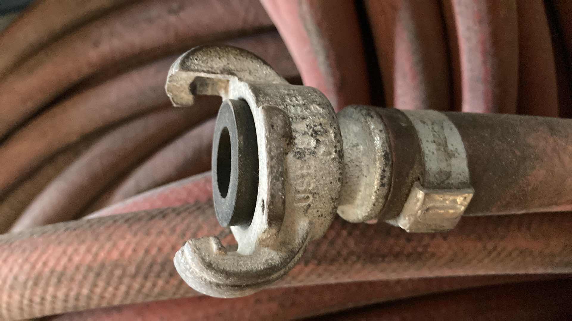 Photo 1 of HEAVY DUTY AIR HOSES (4)