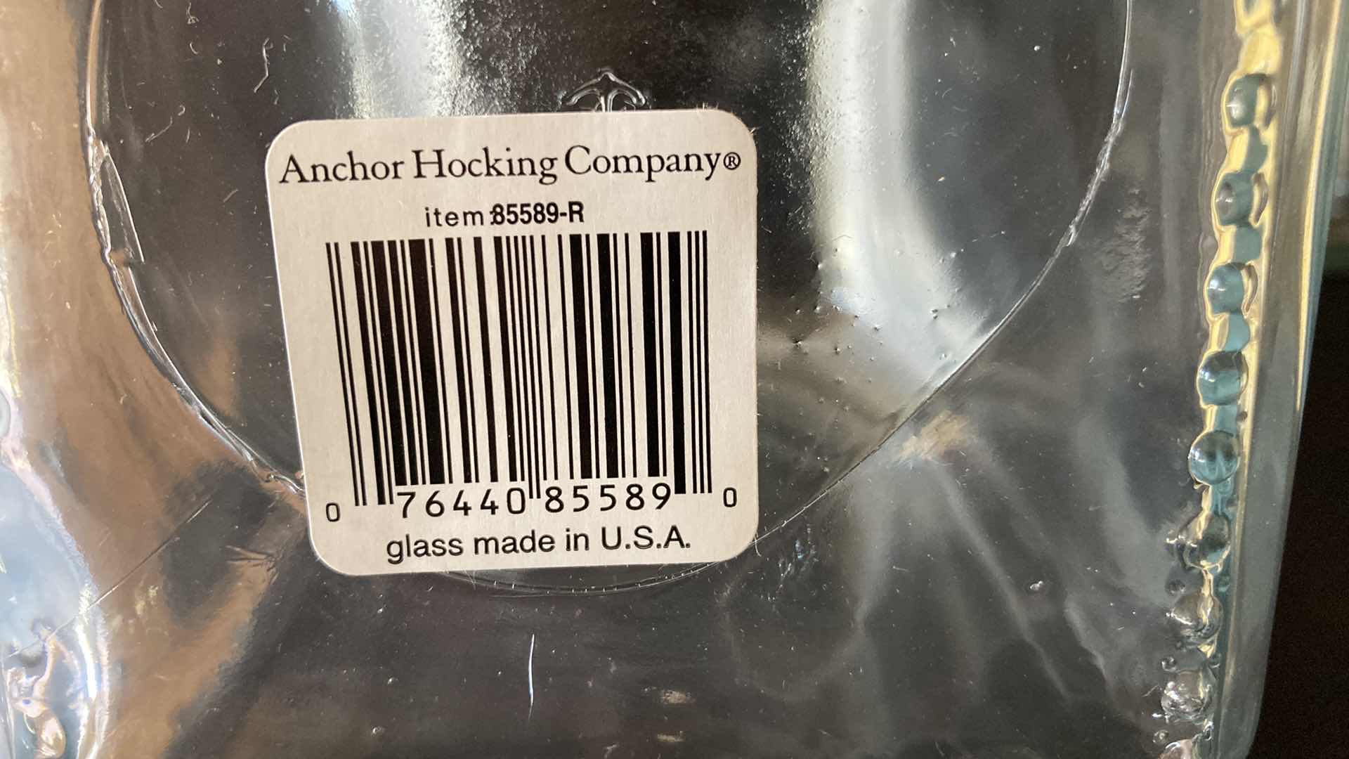 Photo 1 of NEW ANCHOR HOCKING CO 2QT SQUARE GLASS STORAGE JARS (4)