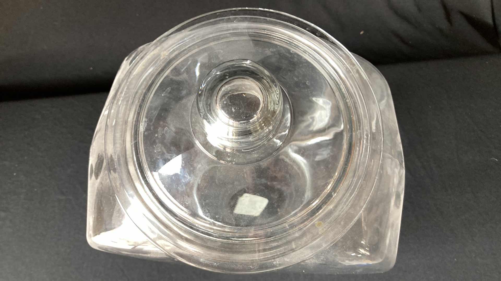 Photo 1 of ANCHOR HOCKING DRUM STYLE GLASS JAR W LID 11” X 6.5” H 13”