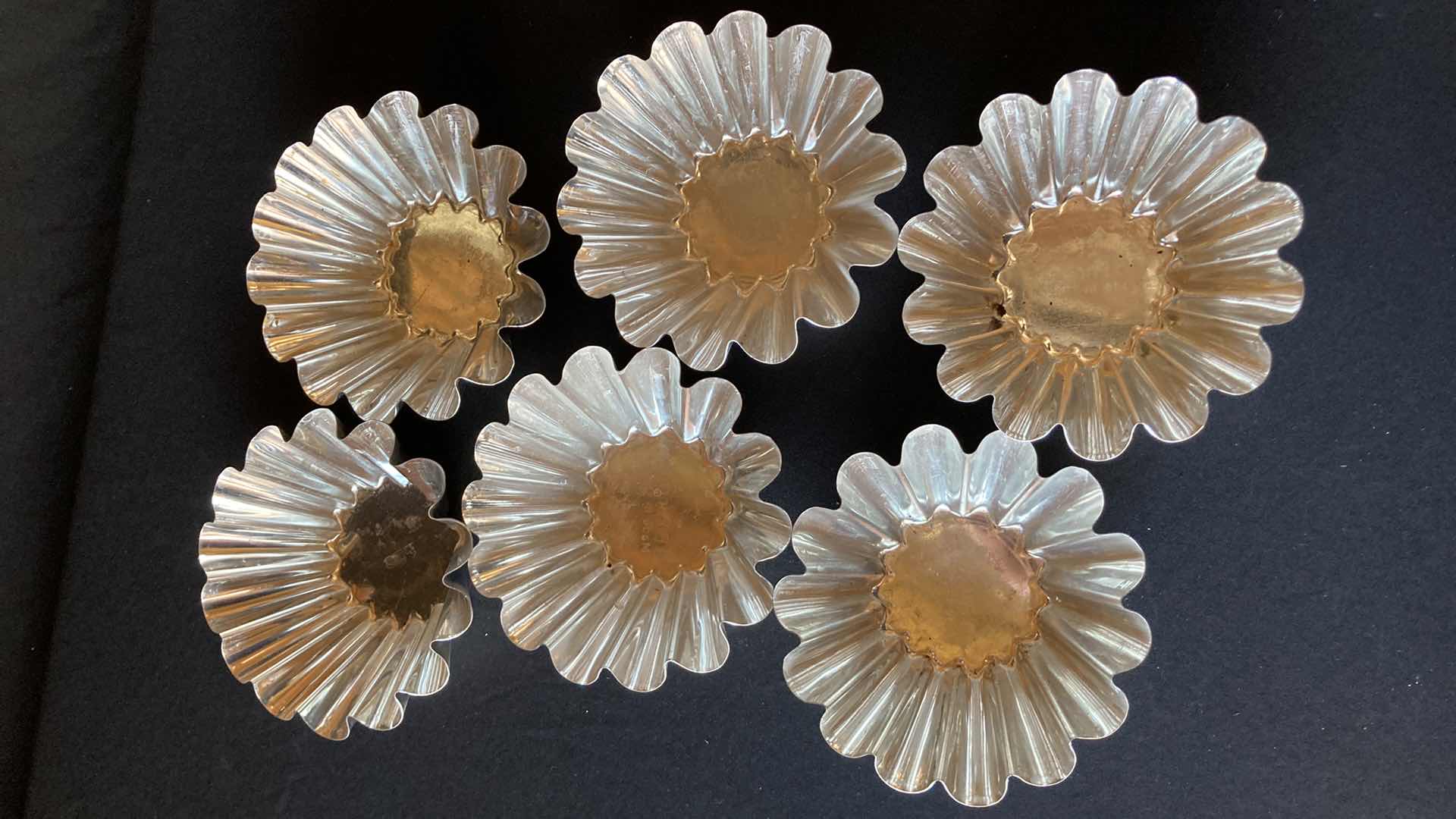 Photo 3 of JB PRINCE CO 5.5” BRIOCHE MOLDS (6)