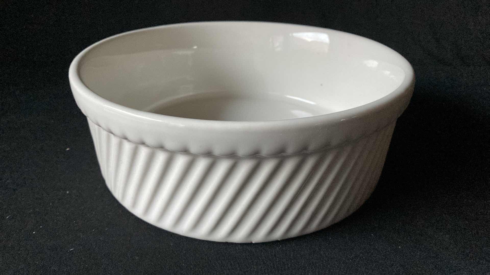 Photo 1 of NEW DC 505 USA 8” CASSEROLE DISH