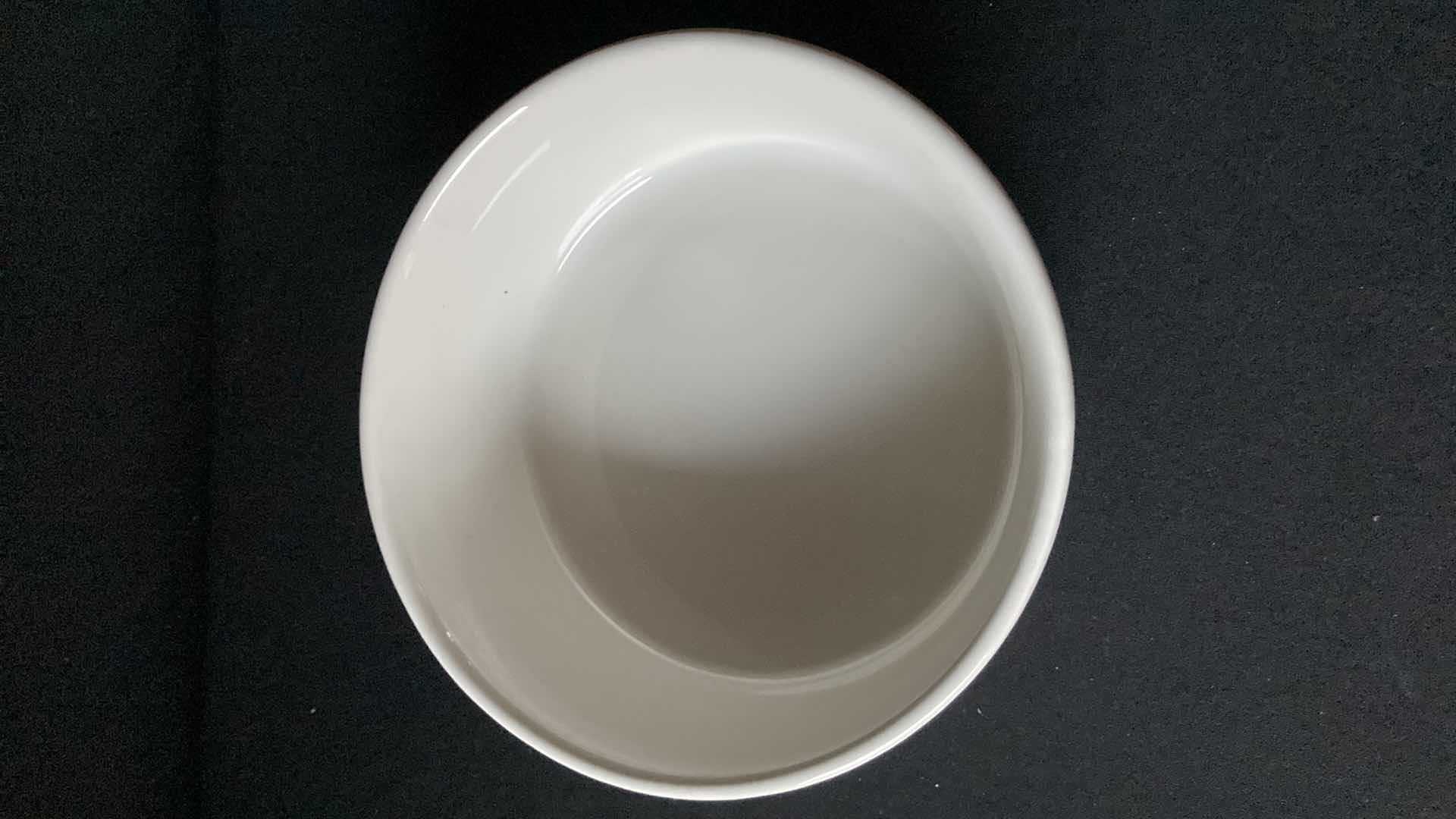 Photo 1 of NEW DC 505 USA 8” CASSEROLE DISH