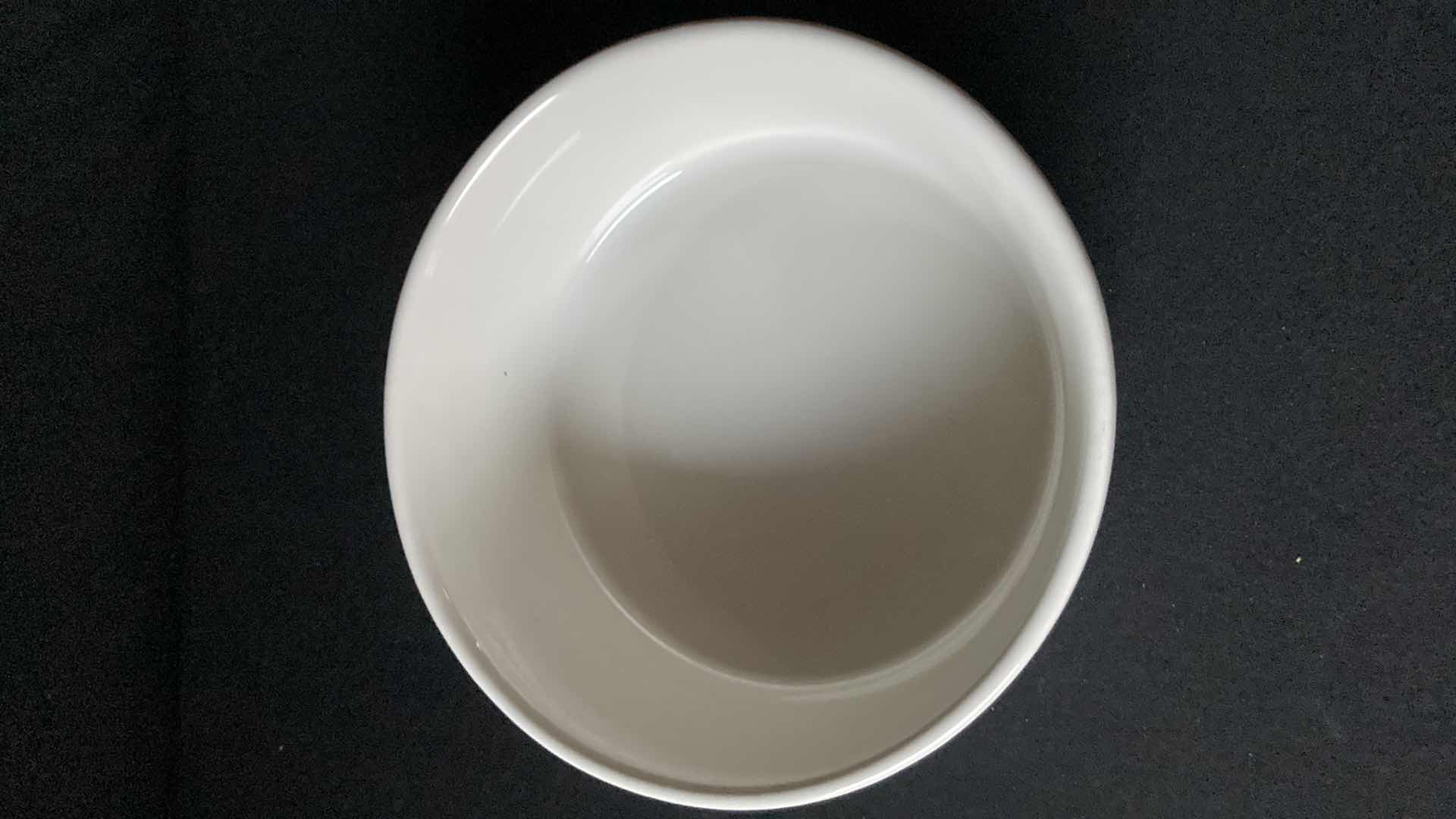 Photo 1 of NEW DC 505 USA 8” CASSEROLE DISH