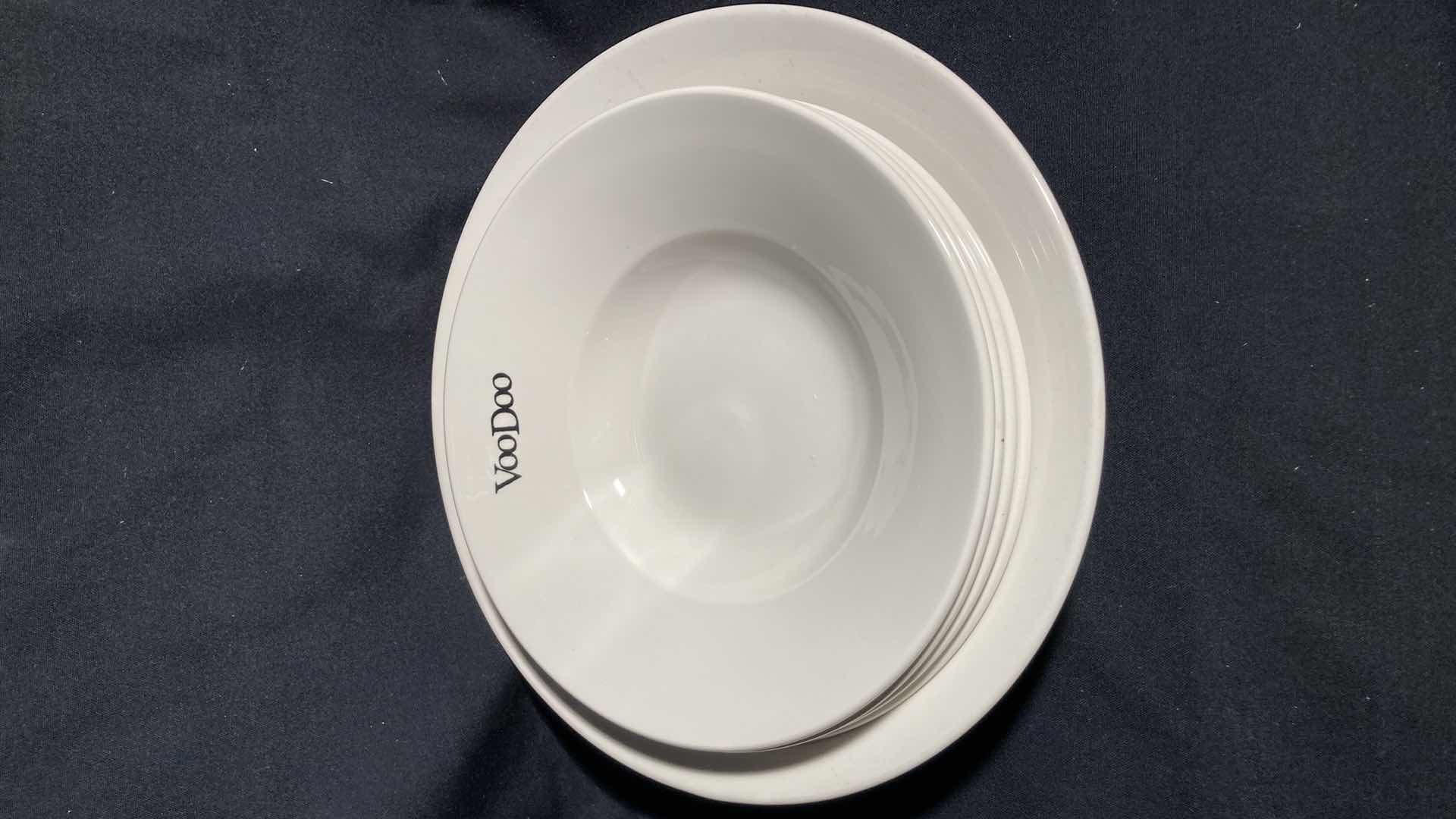 Photo 2 of DUDSON VOODOO WHITE DINING SET (9)