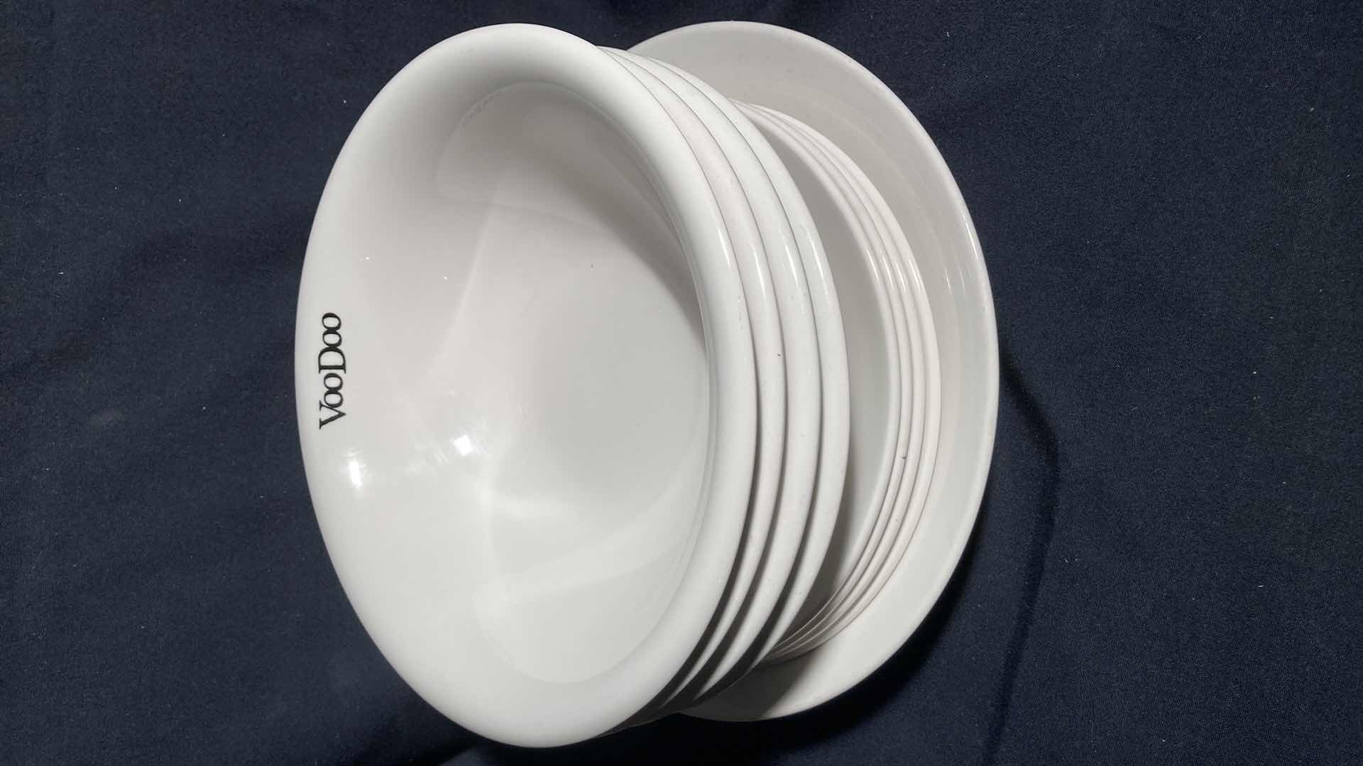 Photo 1 of DUDSON VOODOO WHITE DINING SET (9)