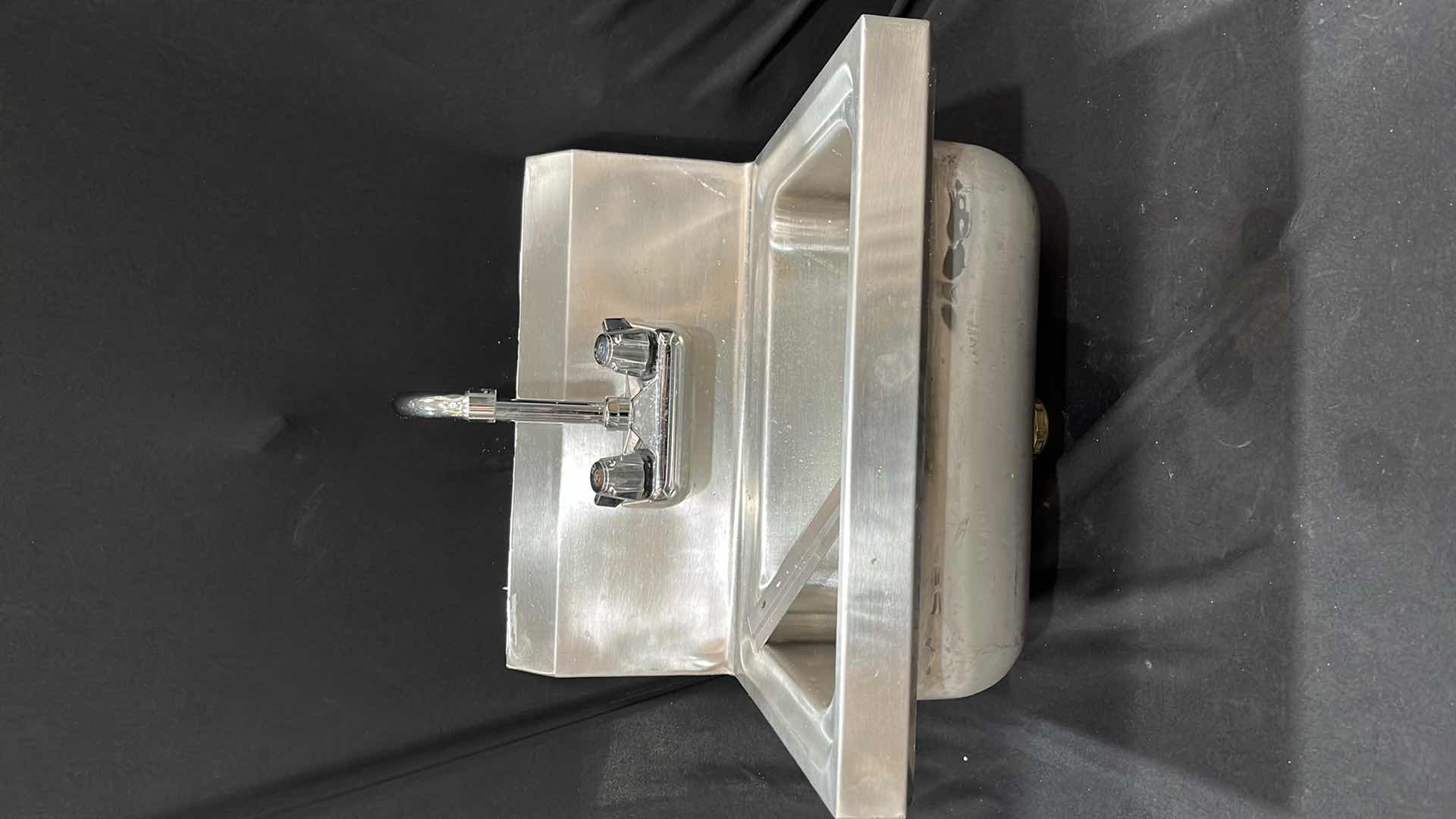 Photo 1 of STAINLESS STEEL HAND SINK 15” X 17.25” X 15”H