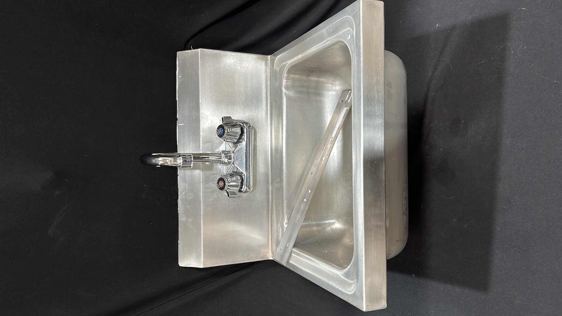 Photo 1 of STAINLESS STEEL HAND SINK 15” X 17.25” X 15”H