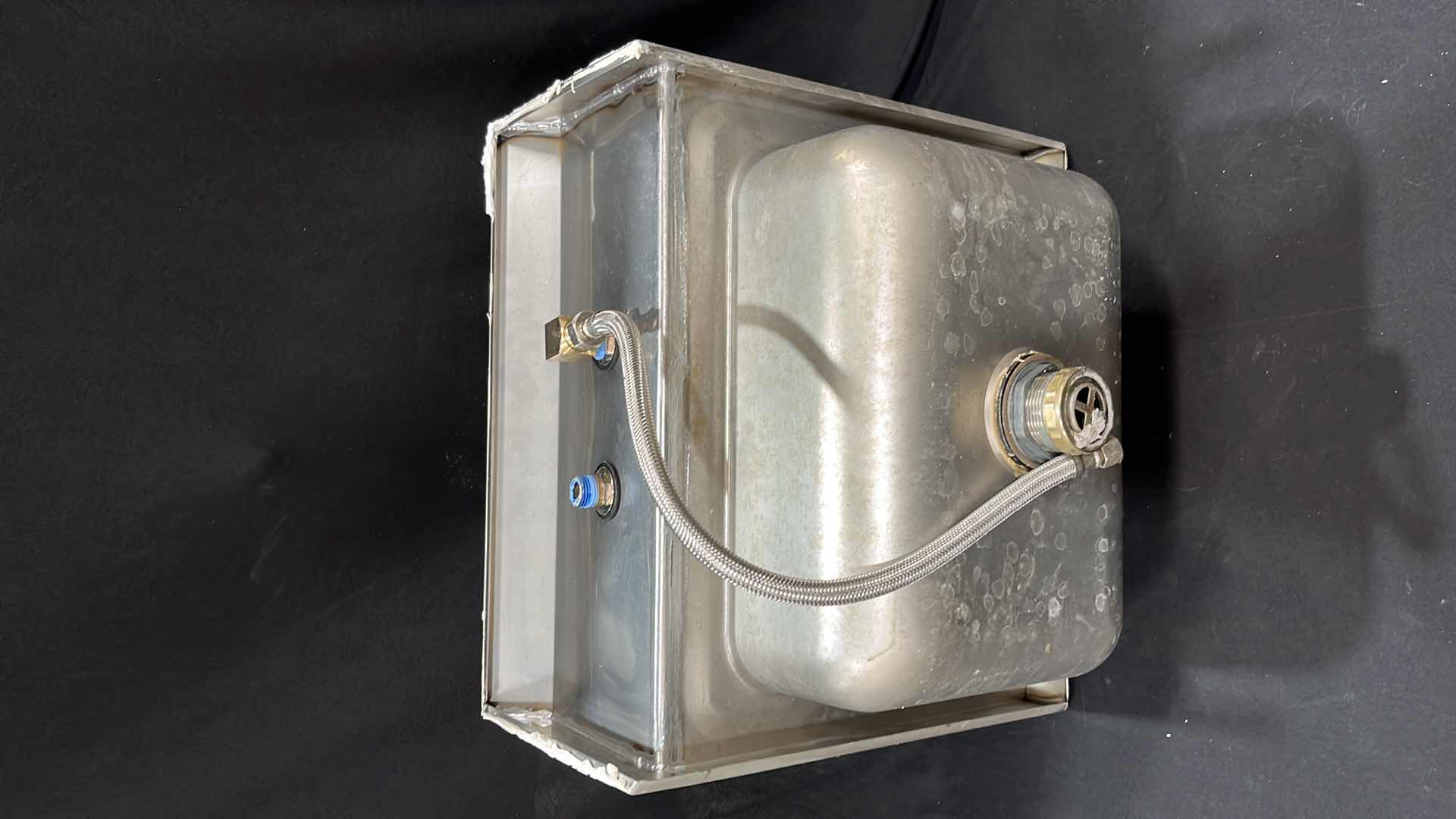 Photo 1 of STAINLESS STEEL HAND SINK 15” X 17.25” X 15”H