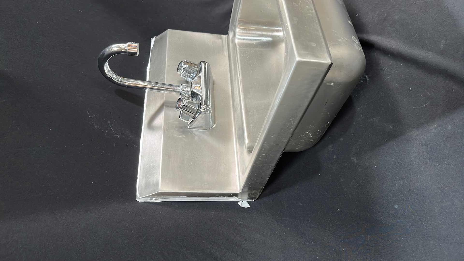 Photo 1 of STAINLESS STEEL HAND SINK 15” X 17.25” X 15”H