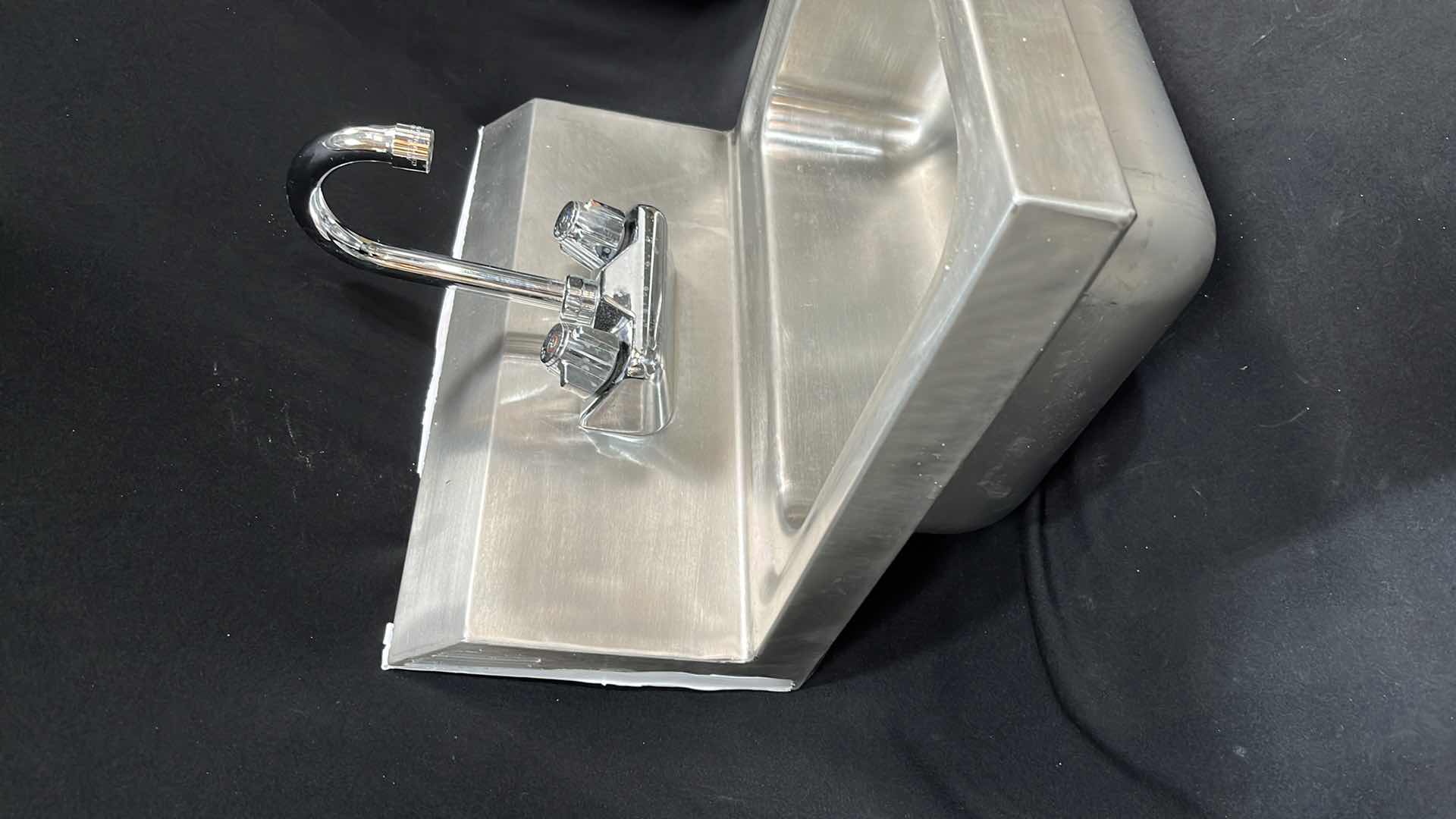 Photo 1 of STAINLESS STEEL HAND SINK 15” X 17.25” X 15”H