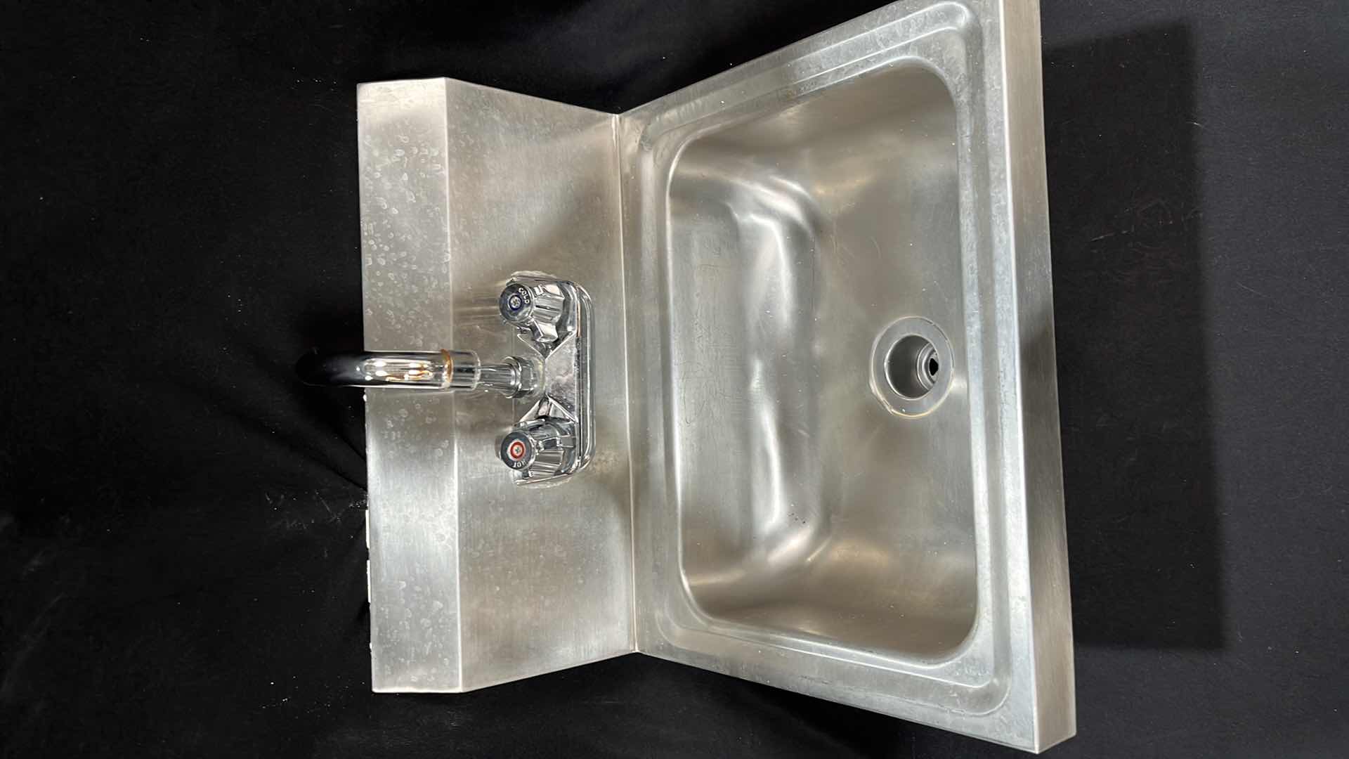 Photo 2 of STAINLESS STEEL HAND SINK 15” X 17.25” X 15”H