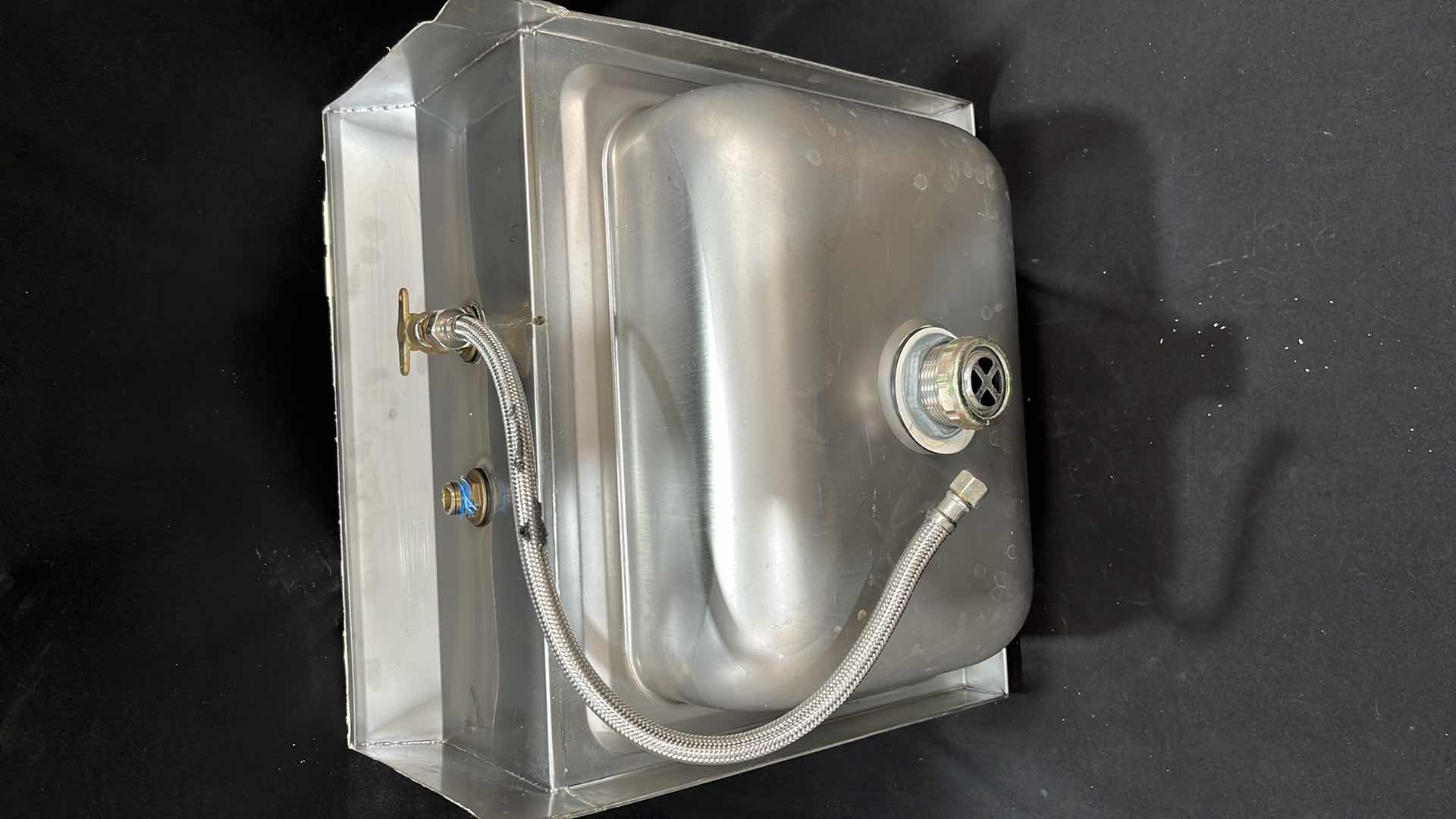 Photo 5 of STAINLESS STEEL HAND SINK 15” X 17.25” X 15”H