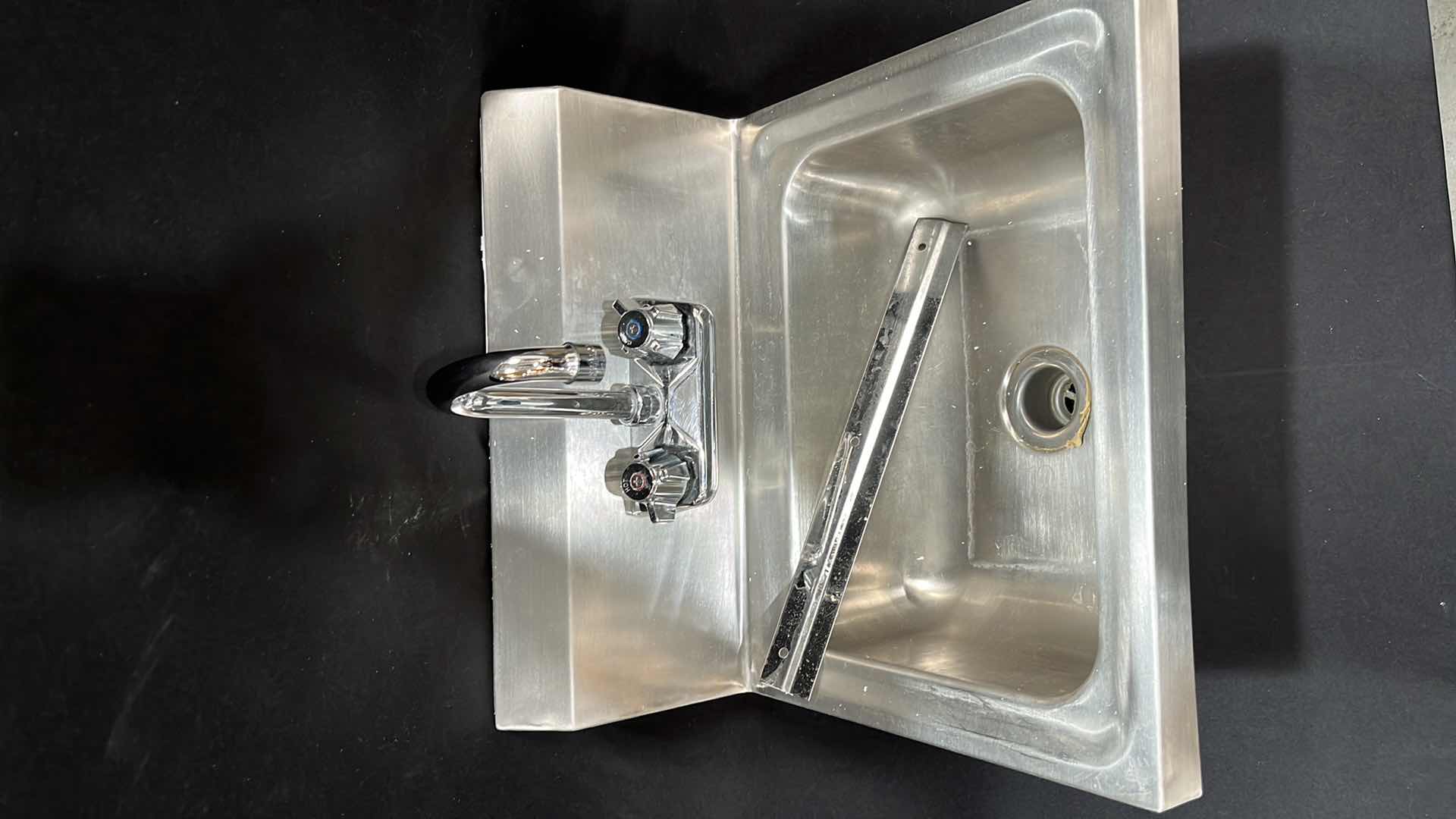 Photo 1 of STAINLESS STEEL HAND SINK 15” X 17.25” X 15”H
