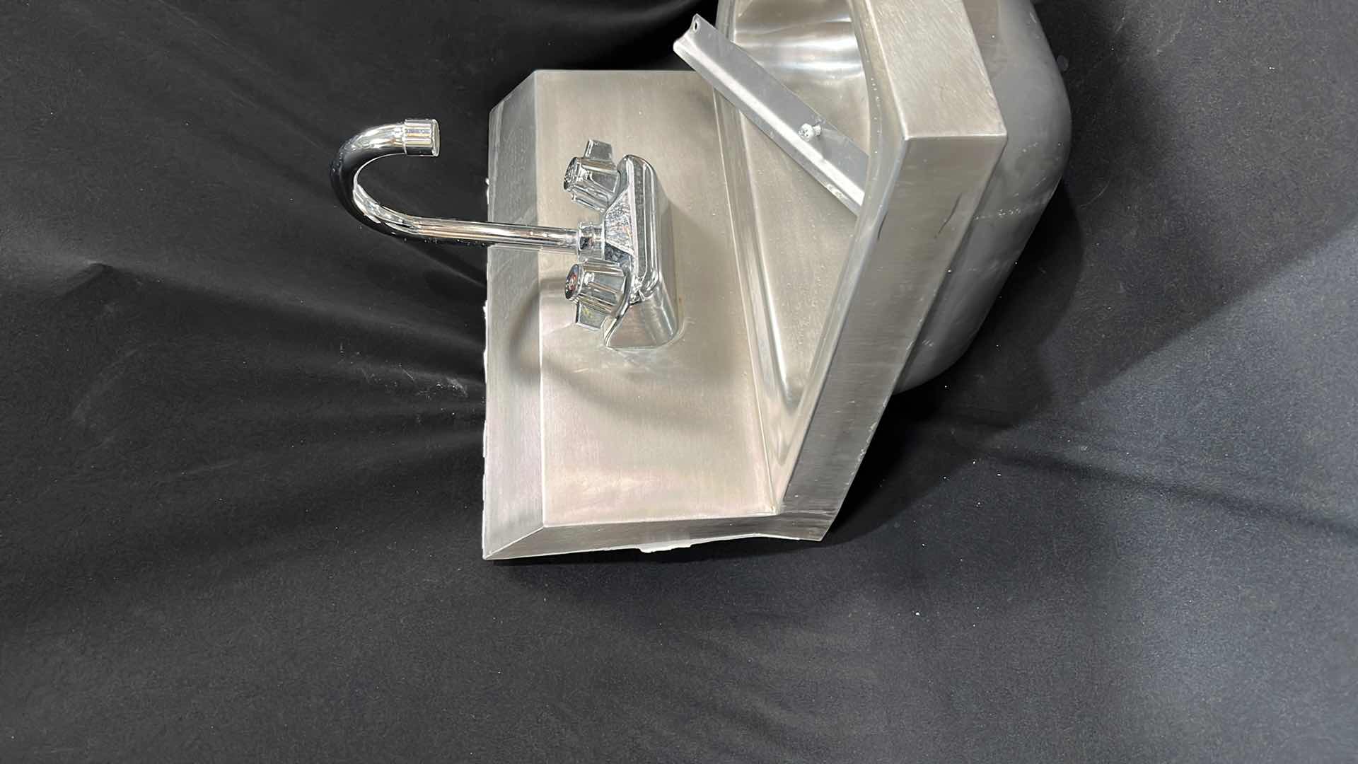 Photo 1 of STAINLESS STEEL HAND SINK 15” X 17.25” X 15”H