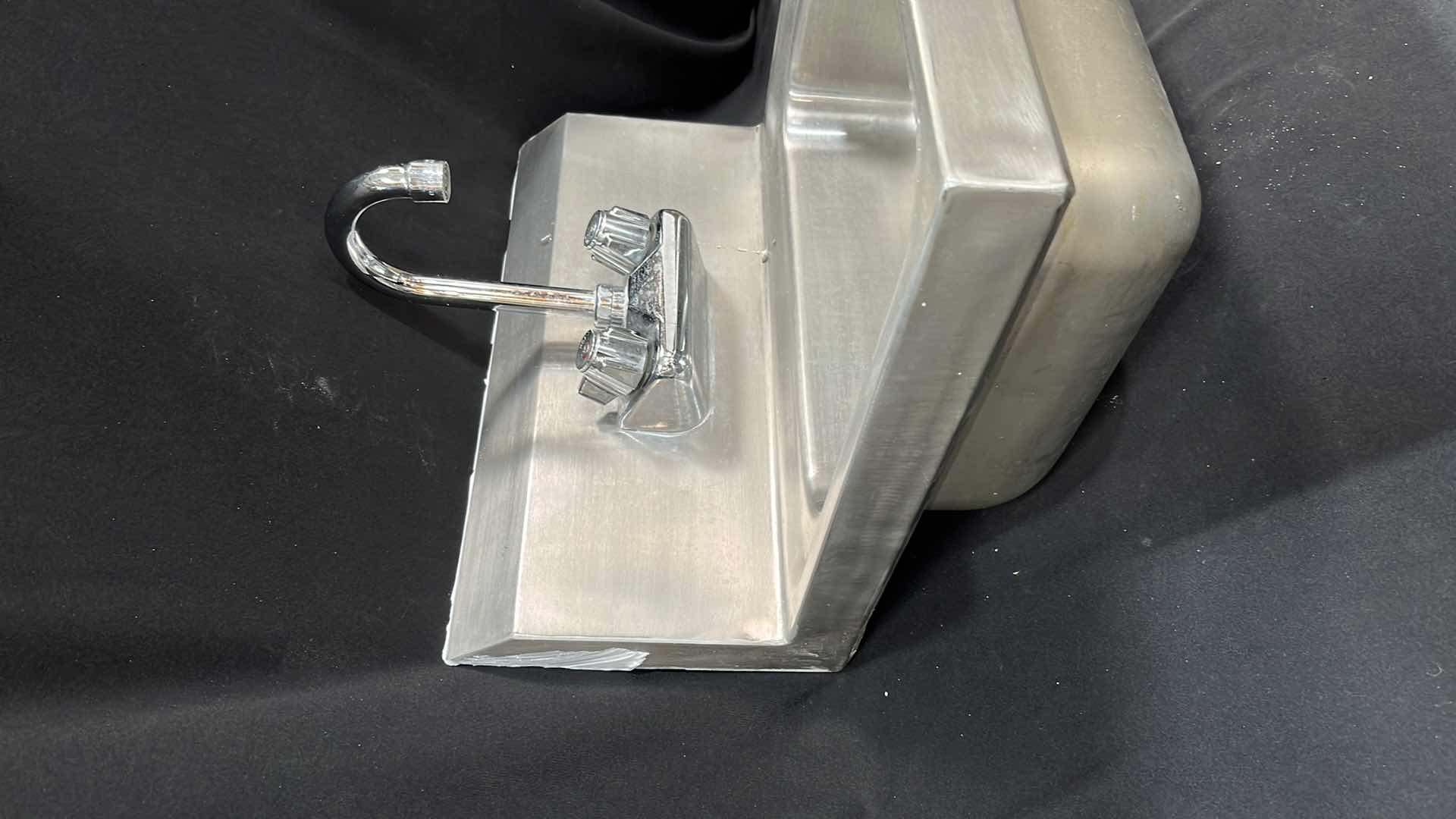 Photo 1 of STAINLESS STEEL HAND SINK 15” X 17.25” X 15”H