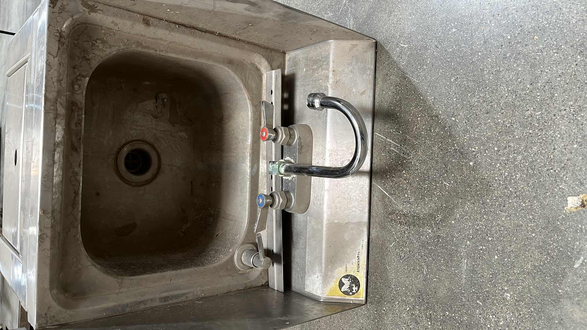 Photo 11 of STAINLESS STEEL HAND SINKS VARIOUS STYLES