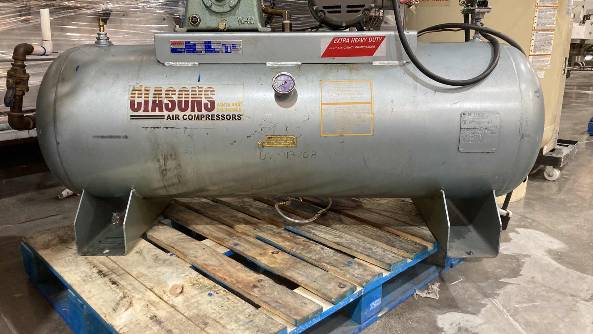 Photo 1 of CIASONS AIR COMPRESSOR 80GAL 5HP 230VOLT MODEL SS-B4780HDA