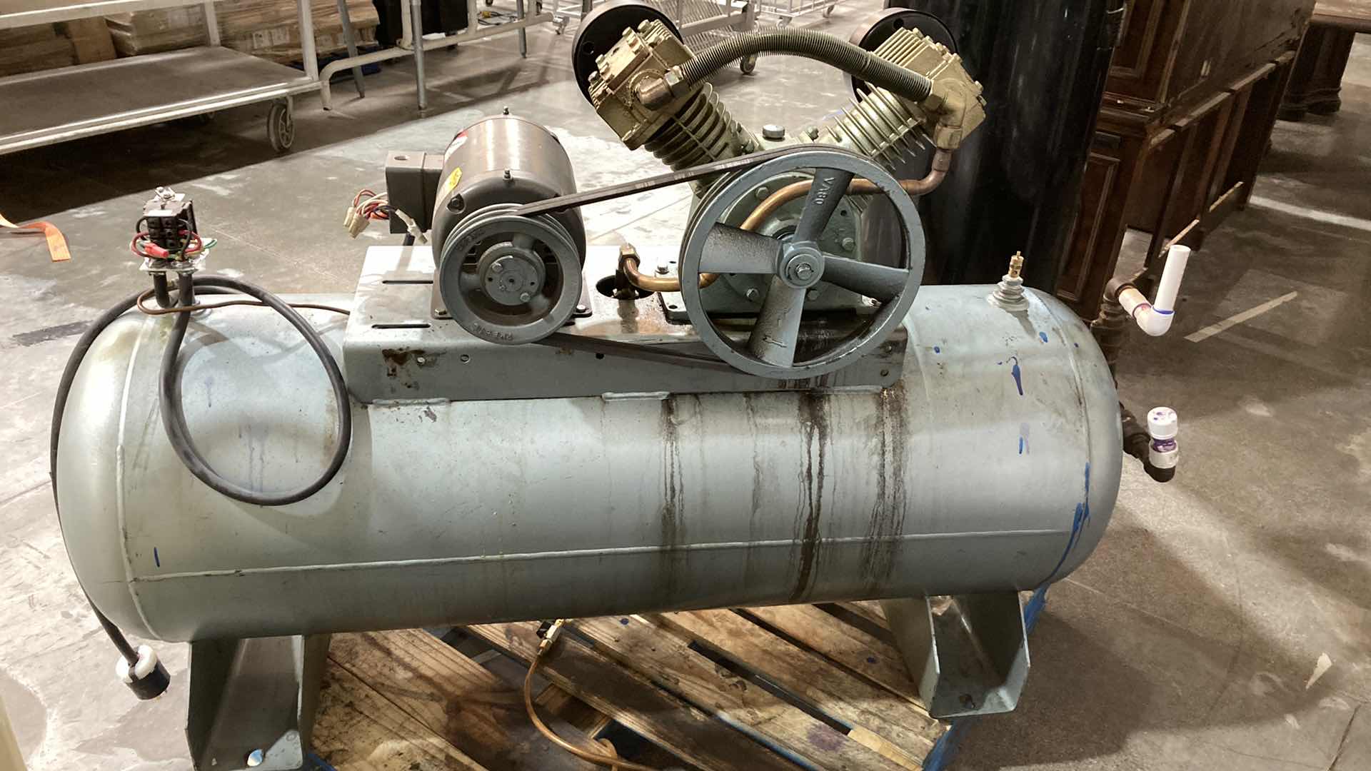 Photo 1 of CIASONS AIR COMPRESSOR 80GAL 5HP 230VOLT MODEL SS-B4780HDA