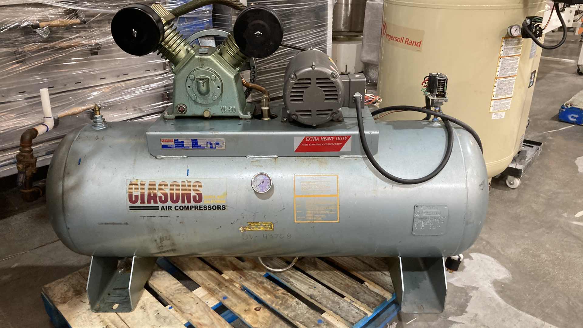 Photo 1 of CIASONS AIR COMPRESSOR 80GAL 5HP 230VOLT MODEL SS-B4780HDA