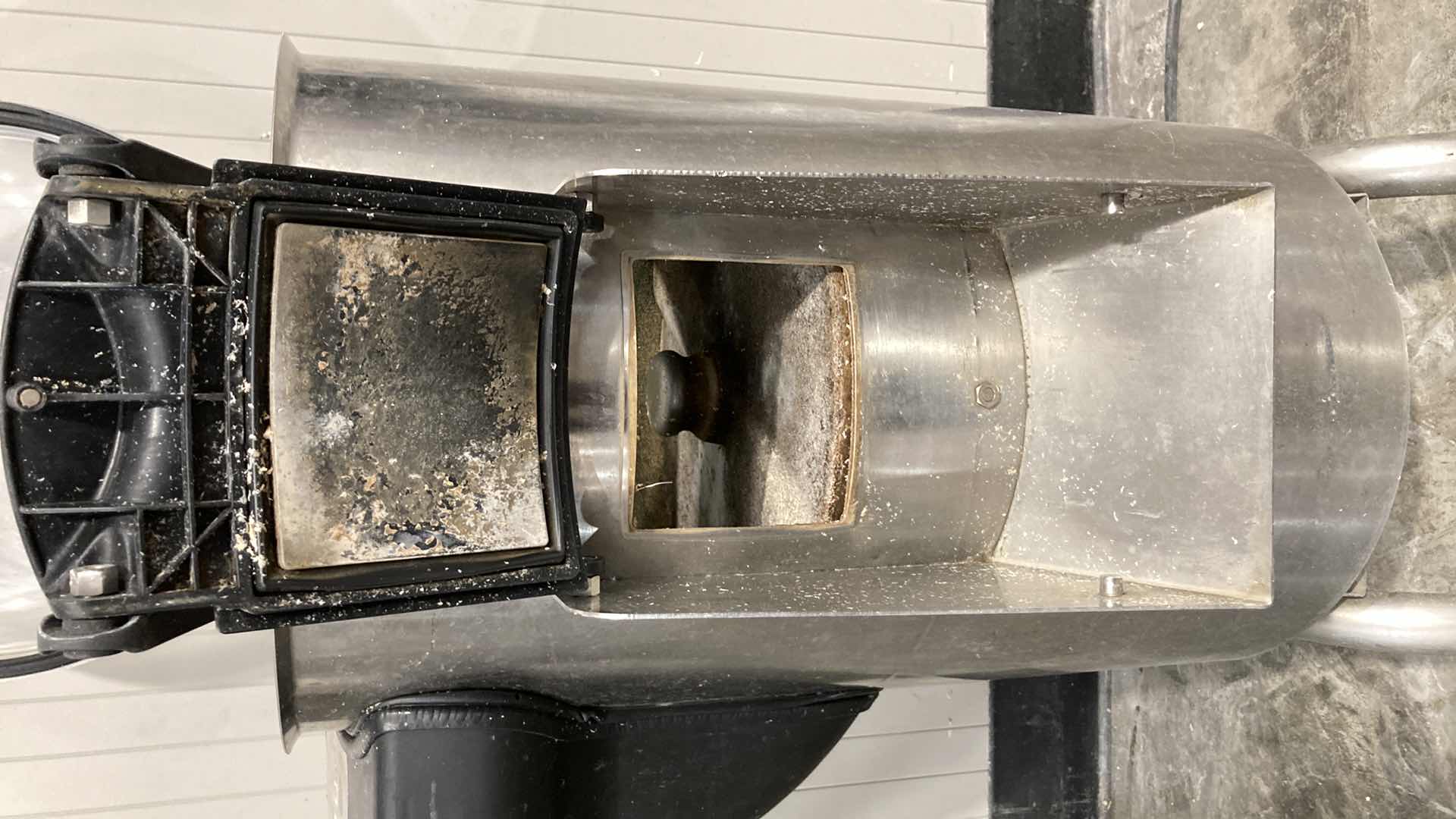 Photo 7 of OMCAN INDUSTRIAL POTATO PEELER MODEL PP-39.6LB/18KG