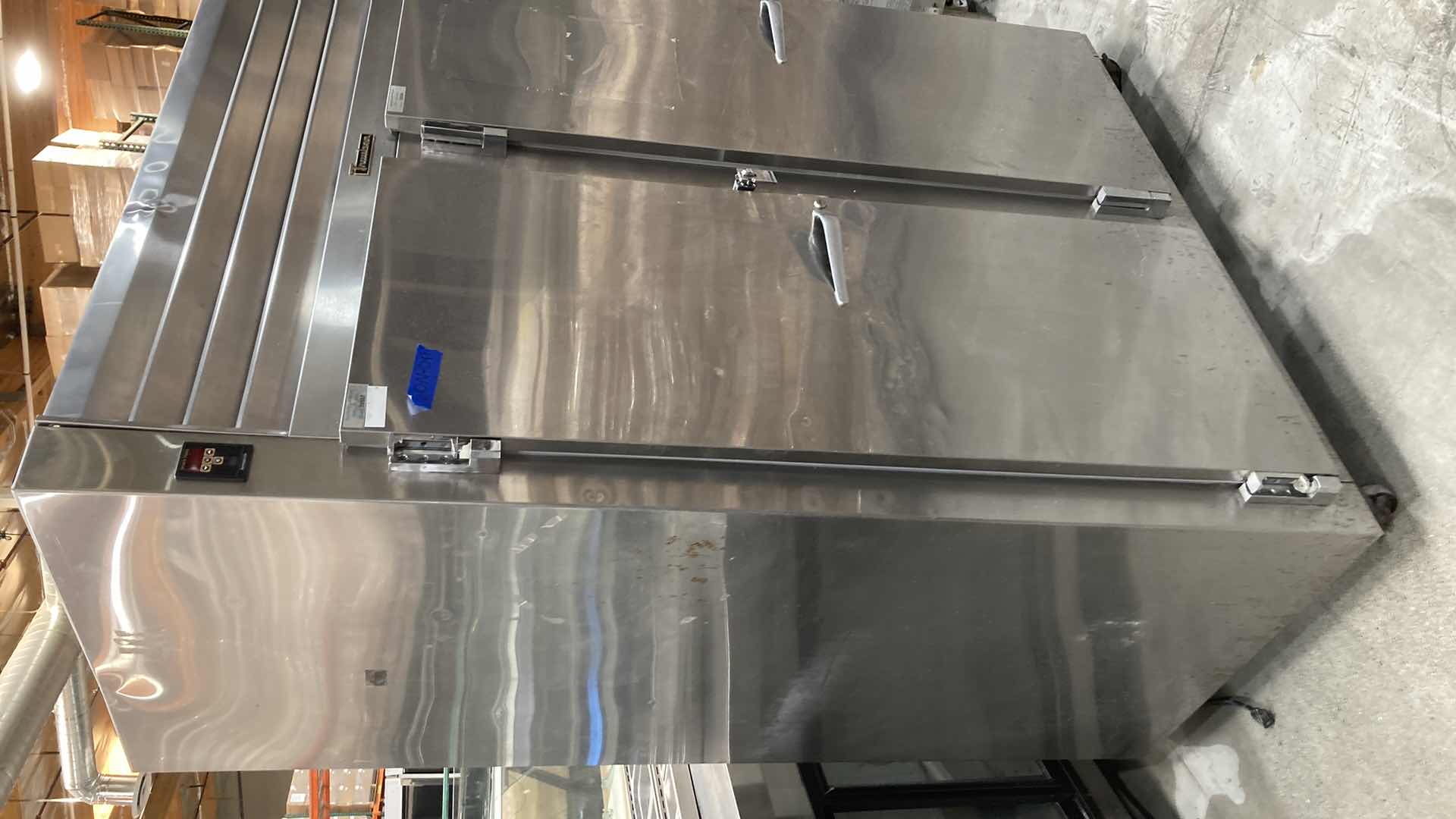 Photo 2 of TRAULSEN COMMERCIAL REFRIGERATOR MODEL RHT232WUT-201 (NEEDS NEW COMPRESSOR)