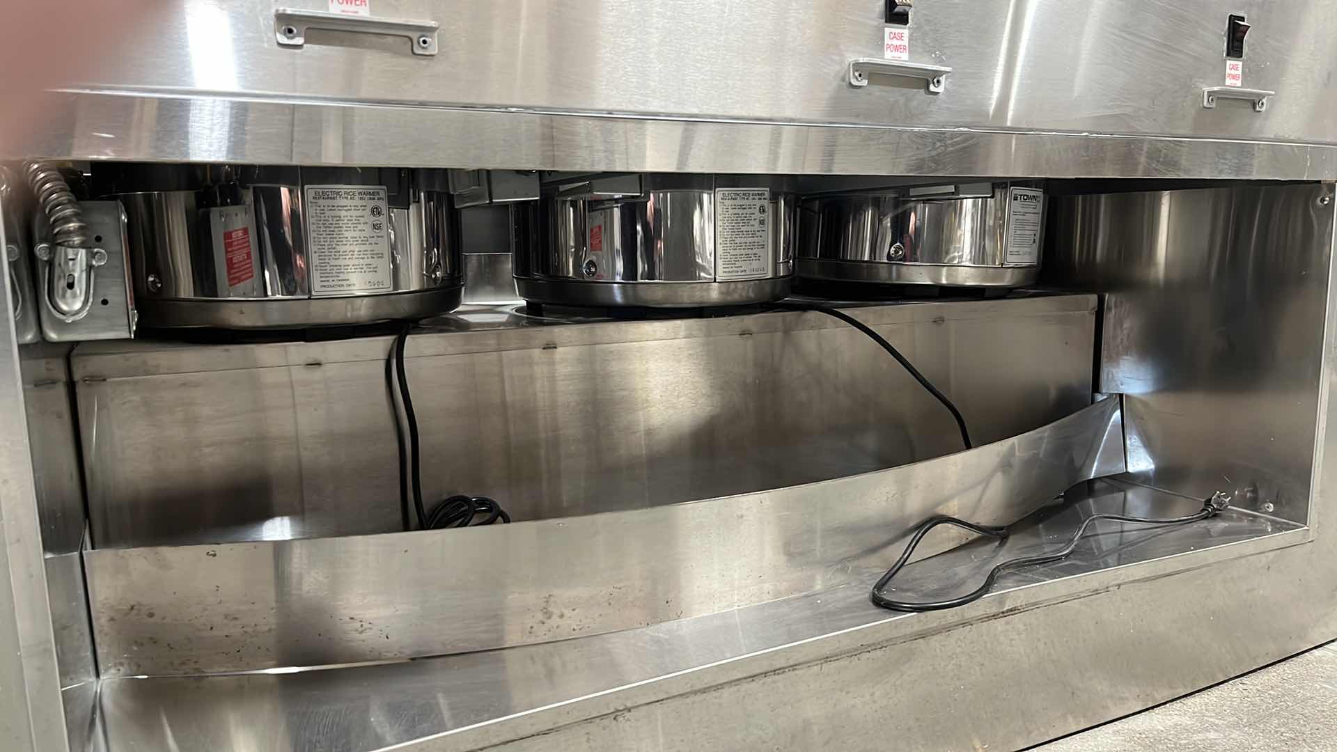 Photo 4 of HUSSMANN COMMERCIAL RICE/QUINOA COOKER MODEL IM-05-I5-FX800