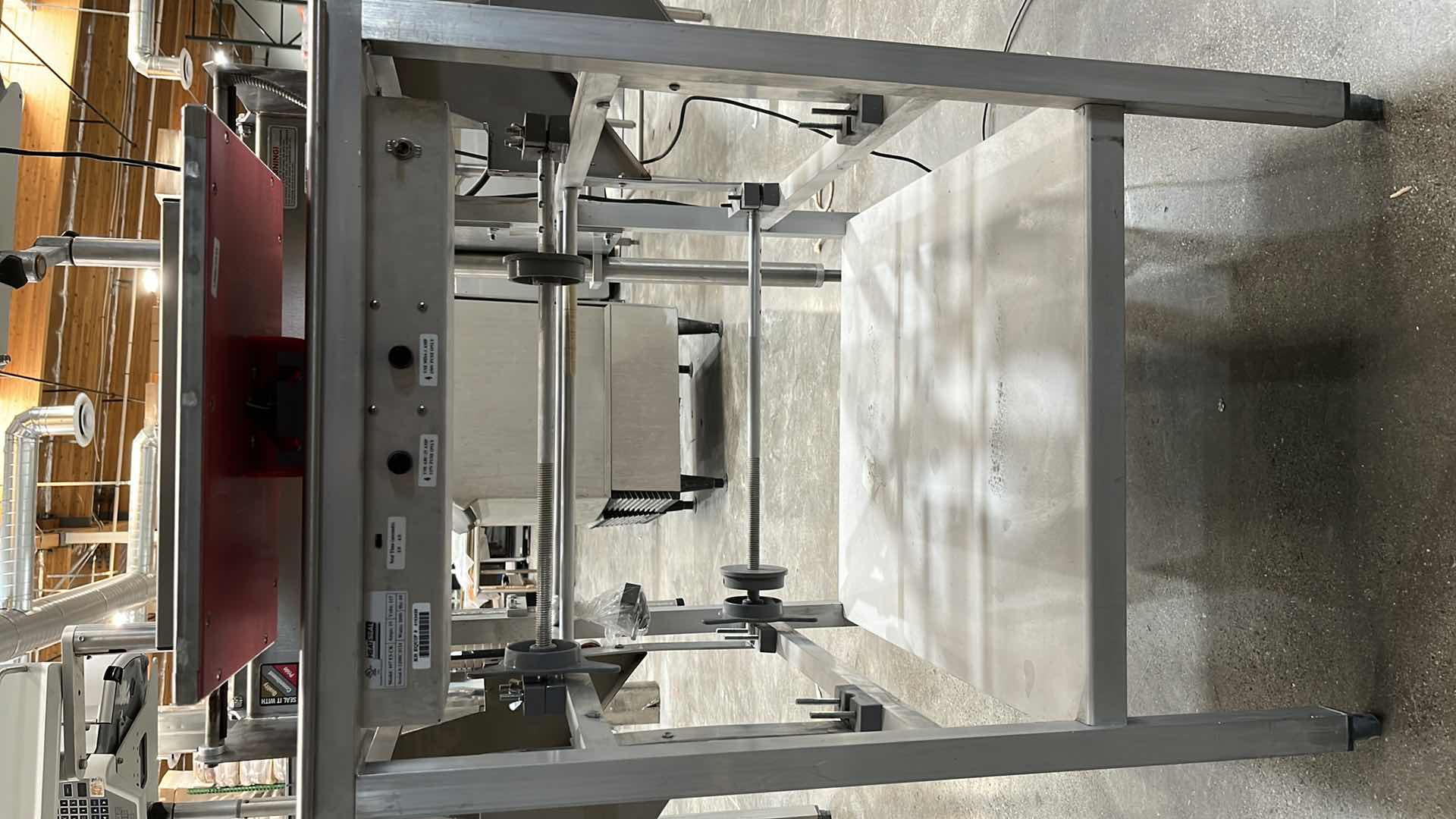 Photo 40 of HOBART COMMERCIAL DIGITAL DELI WRAPPING MACHINE W LABEL PRINTER MODEL UWS (HARDWIRED),  HEAT SEAL ENERGY SMART WRAPPER STATION W QUANTUM LABEL PRINTER (2),
HOBART ROLLER/DISCHARGE TABLE (MODEL HRT5-3)