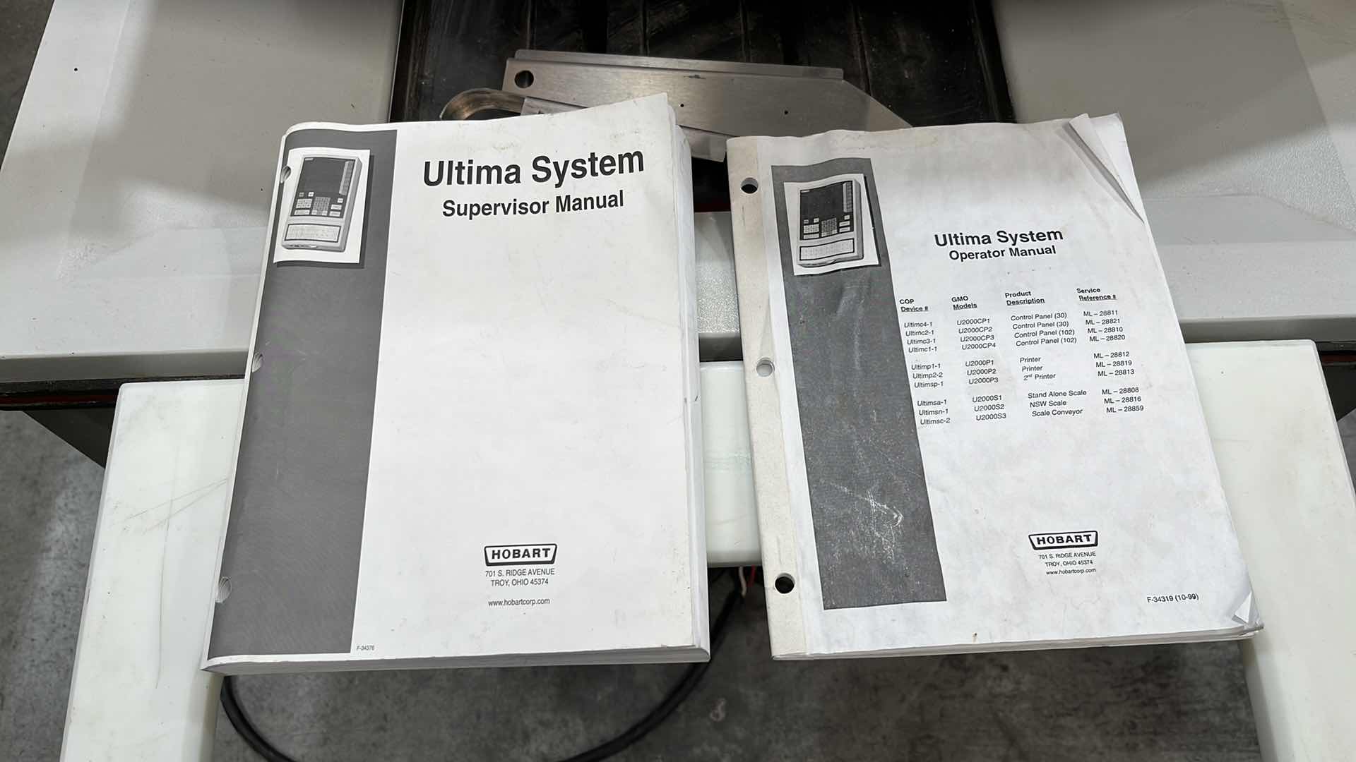 Photo 10 of HOBART COMMERCIAL DIGITAL DELI WRAPPING MACHINE W LABEL PRINTER MODEL UWS (HARDWIRED),  HEAT SEAL ENERGY SMART WRAPPER STATION W QUANTUM LABEL PRINTER (2),
HOBART ROLLER/DISCHARGE TABLE (MODEL HRT5-3)