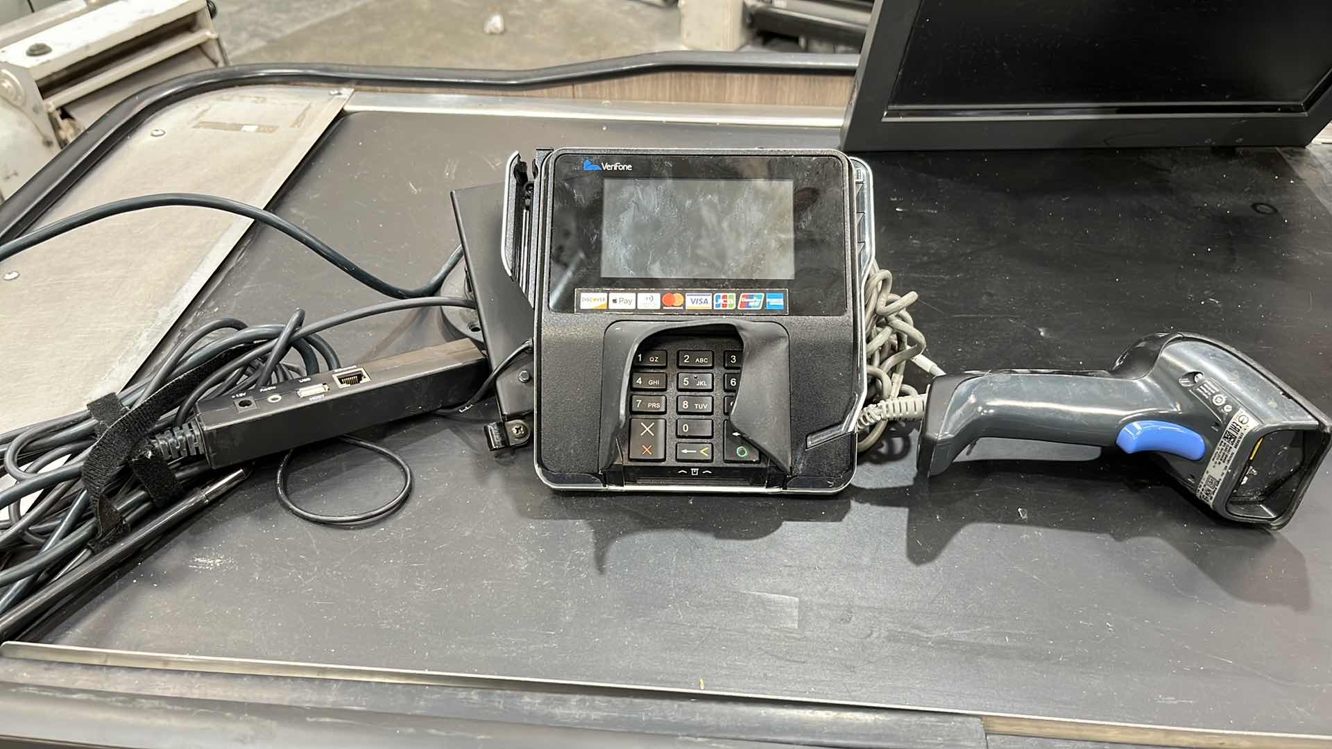 Photo 11 of ACCENT 2016 SINGLE BELT CHECK LANE W COMPLETE POS SYSTEM 97” X 25.5” H 42.5” (300+ LBS)