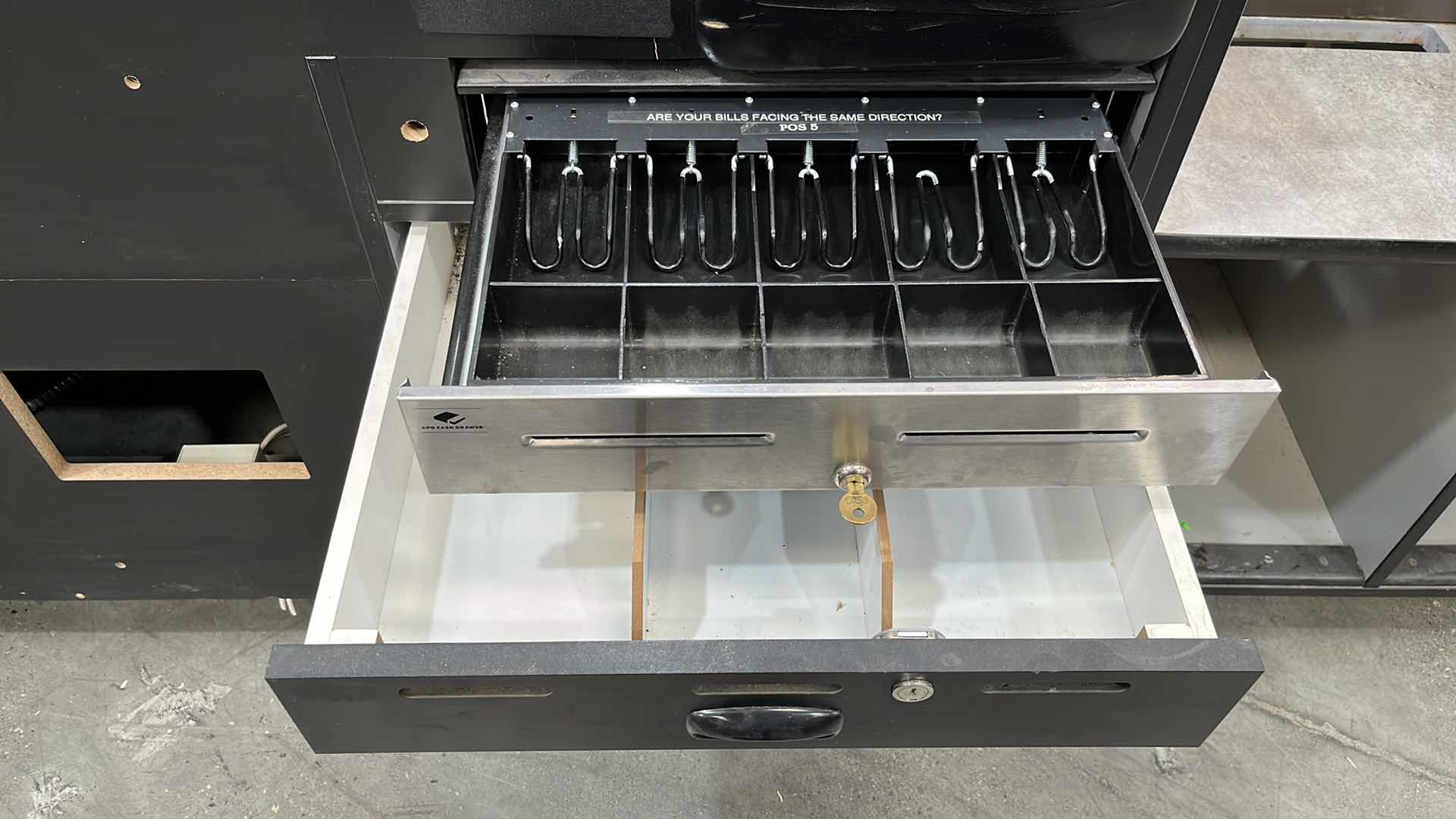 Photo 16 of ACCENT 2016 SINGLE BELT CHECK LANE W COMPLETE POS SYSTEM 97” X 25.5” H 42.5” (300+ LBS)