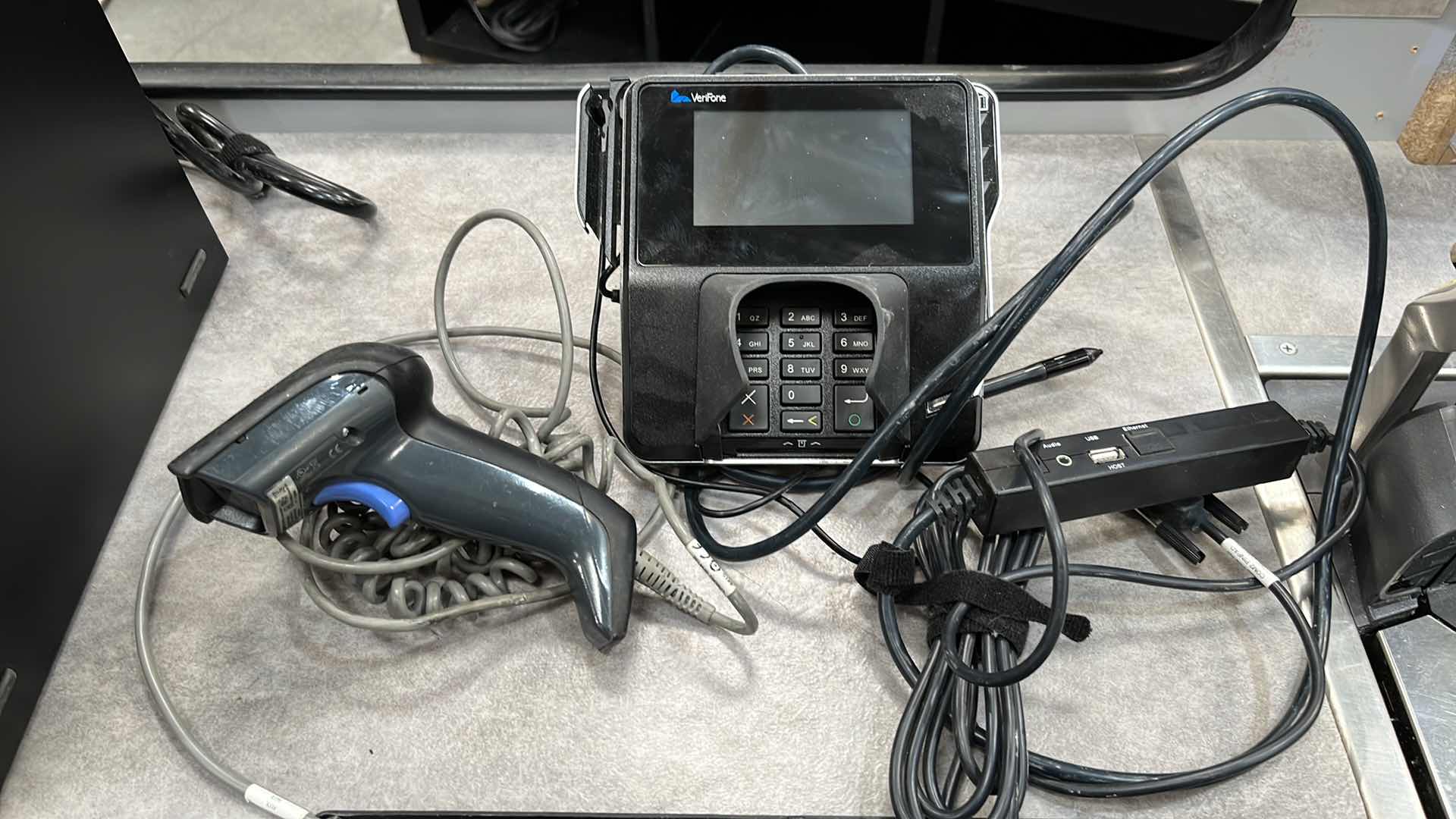 Photo 1 of ACCENT DUAL CUSTOMER SERVICE STATION W COMPLETE POS SYSTEM 97” X 25.5” X 42.5” (400+ LBS)