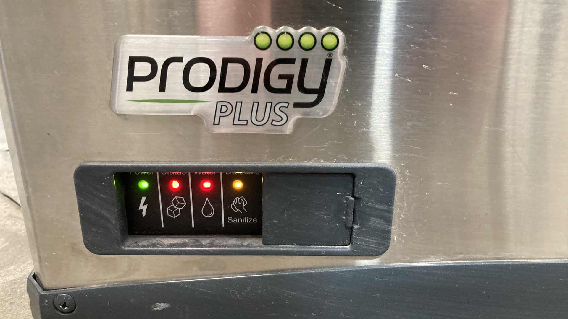 Photo 1 of SCOTSMAN PRODIGY PLUS ICE MACHINE MODEL F1222L-1D