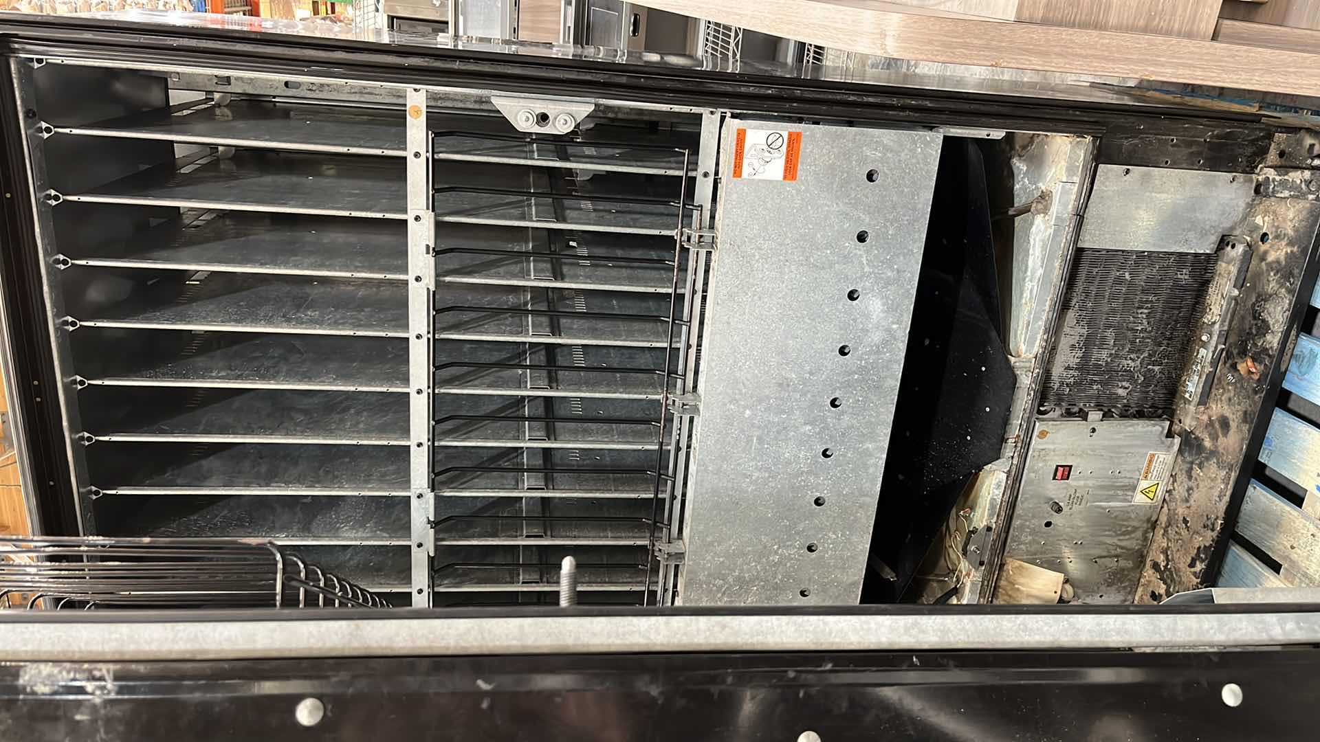 Photo 9 of VENDO COLD BEVERAGE VENDING MACHINE W 10 SELECTIONS MODEL V540