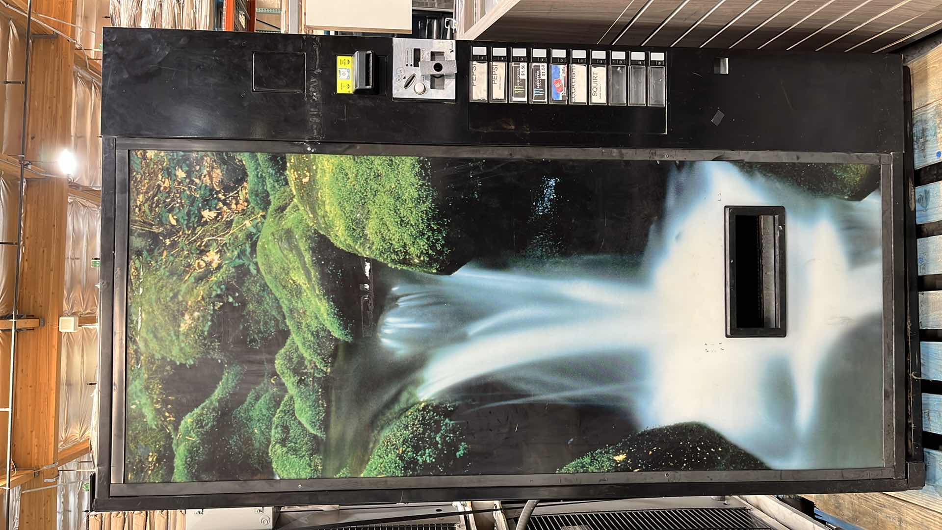 Photo 1 of VENDO COLD BEVERAGE VENDING MACHINE W 10 SELECTIONS MODEL V540